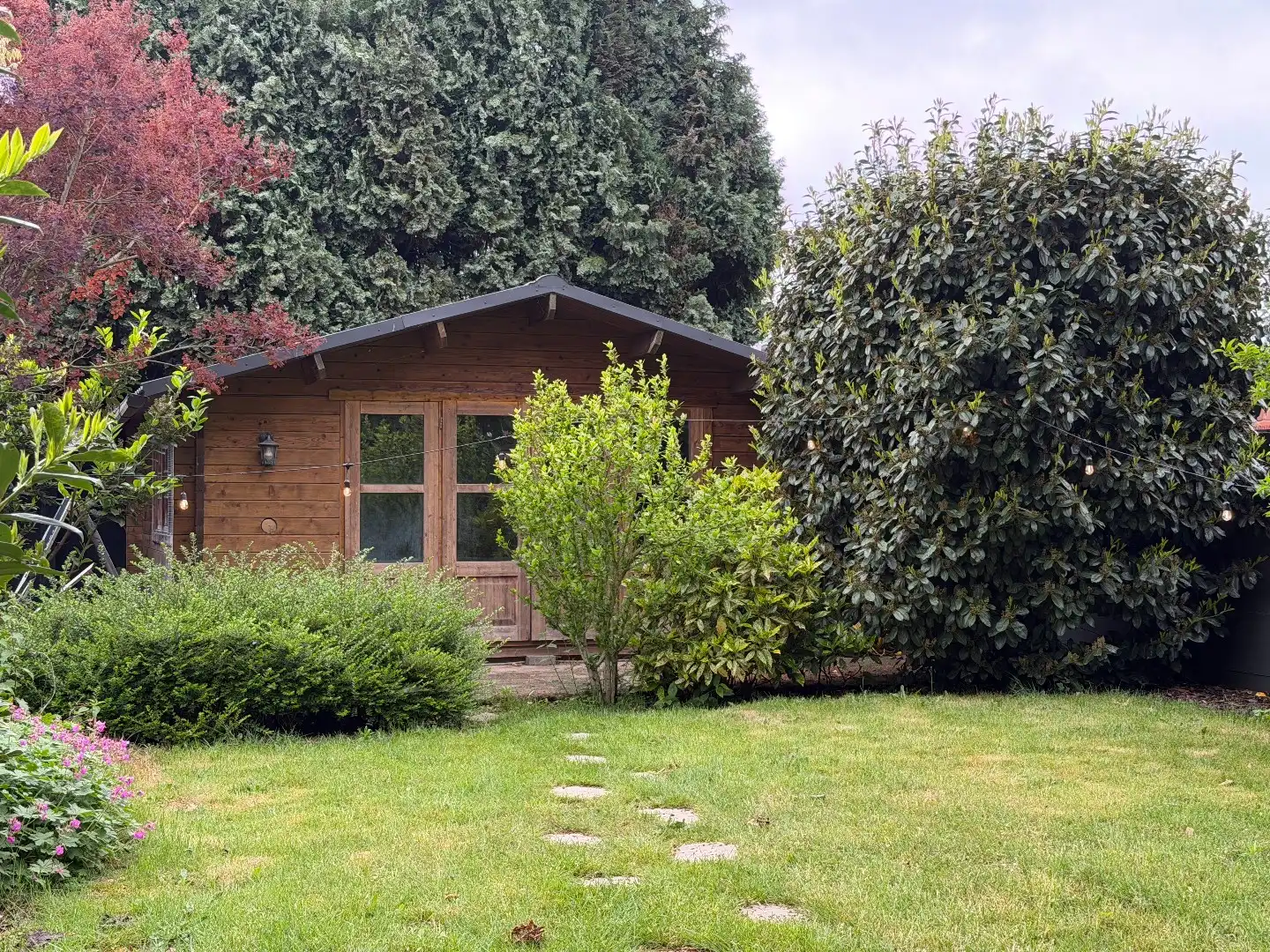 Charmante instapklare woning met 2 à 3 slpk. aan de vaart in Schoten nabij het centrum.  foto 29