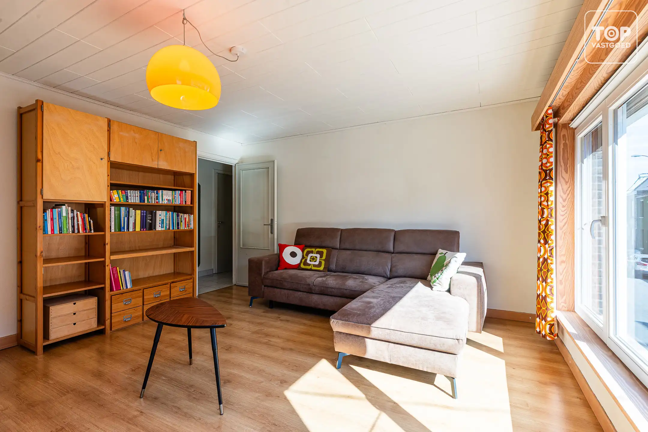 Appartement met twee slaapkamers, zonnige tuin en garage  foto 2