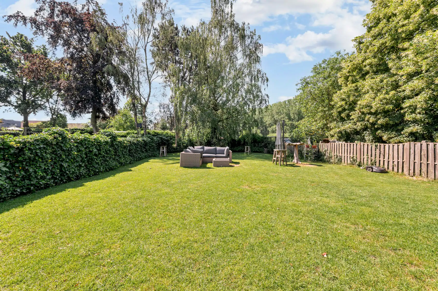 Instapklare woning met 4 slaapkamers op toplocatie foto 3