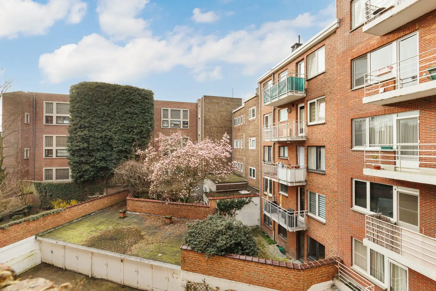 Instapklaar appartement met terras en 2 slaapkamers (ca. 90 m²). foto 18