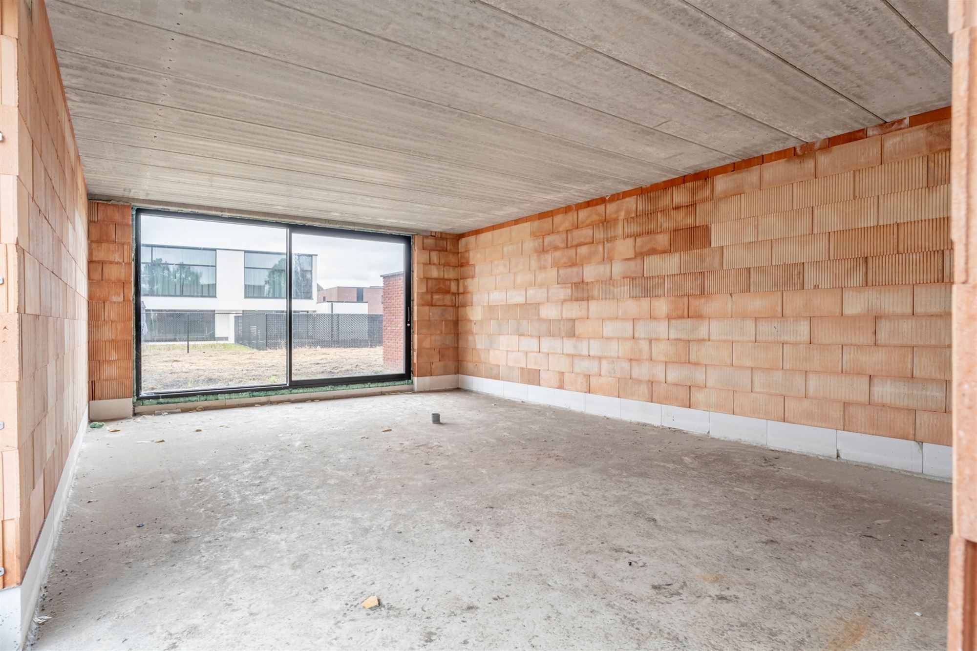 MODERNE NIEUWBOUWWONING MET 3 SLAAPKAMERS OP RUSTIGE DOCH CENTRALE LIGGING TE PEER foto 7