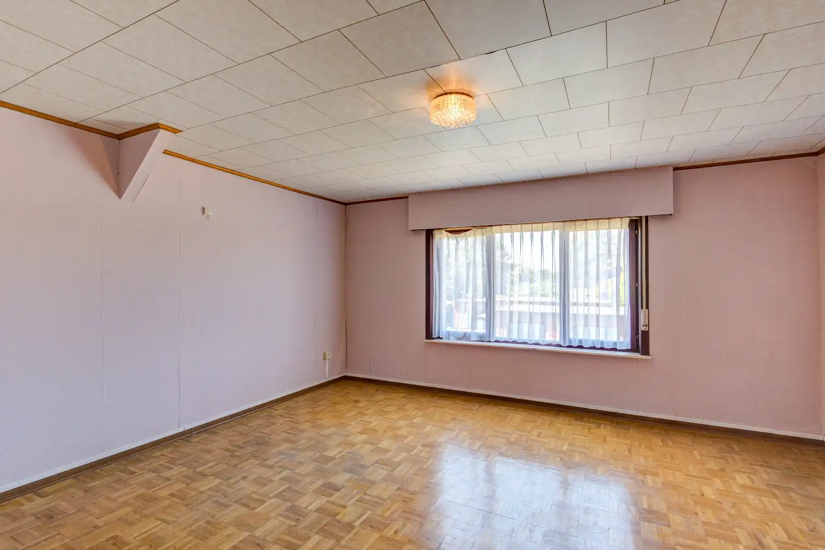 Ruime villa met 5 slaapkamers en grote tuin foto 14