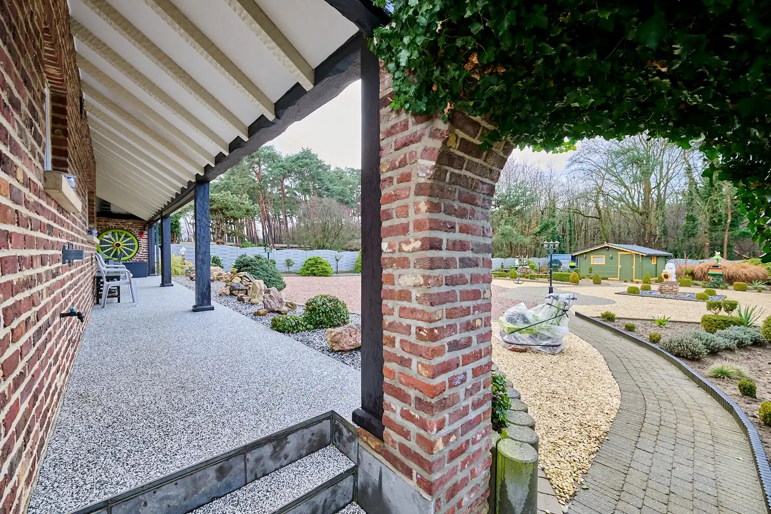 Goed onderhouden woning op ruim perceel in een bosrijke omgeving te Beringen. foto 24