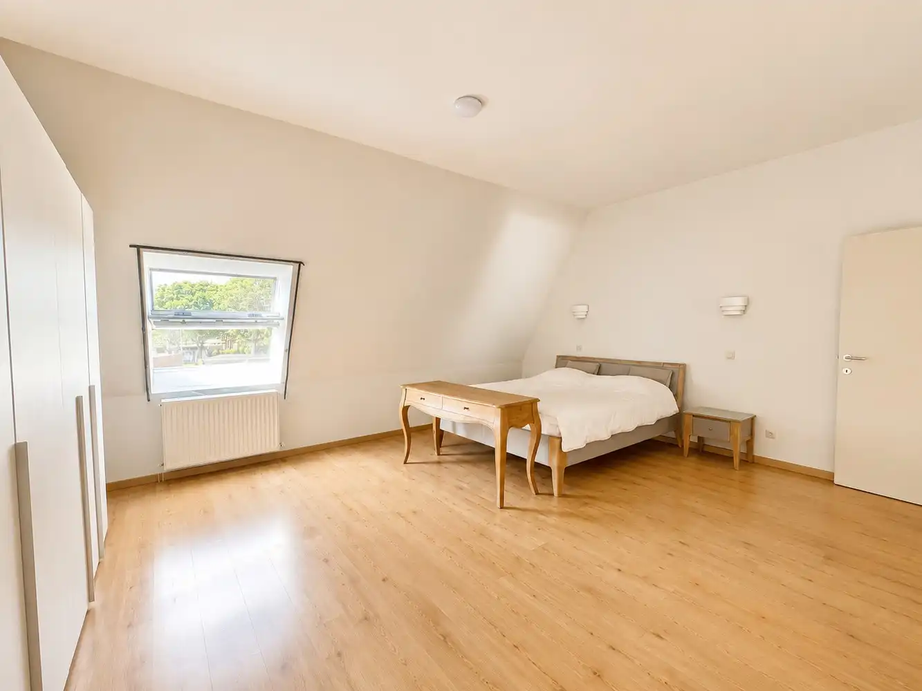 UITZONDERLIJK RUIM DUPLEX APPARTEMENT (H.O.B) foto 7