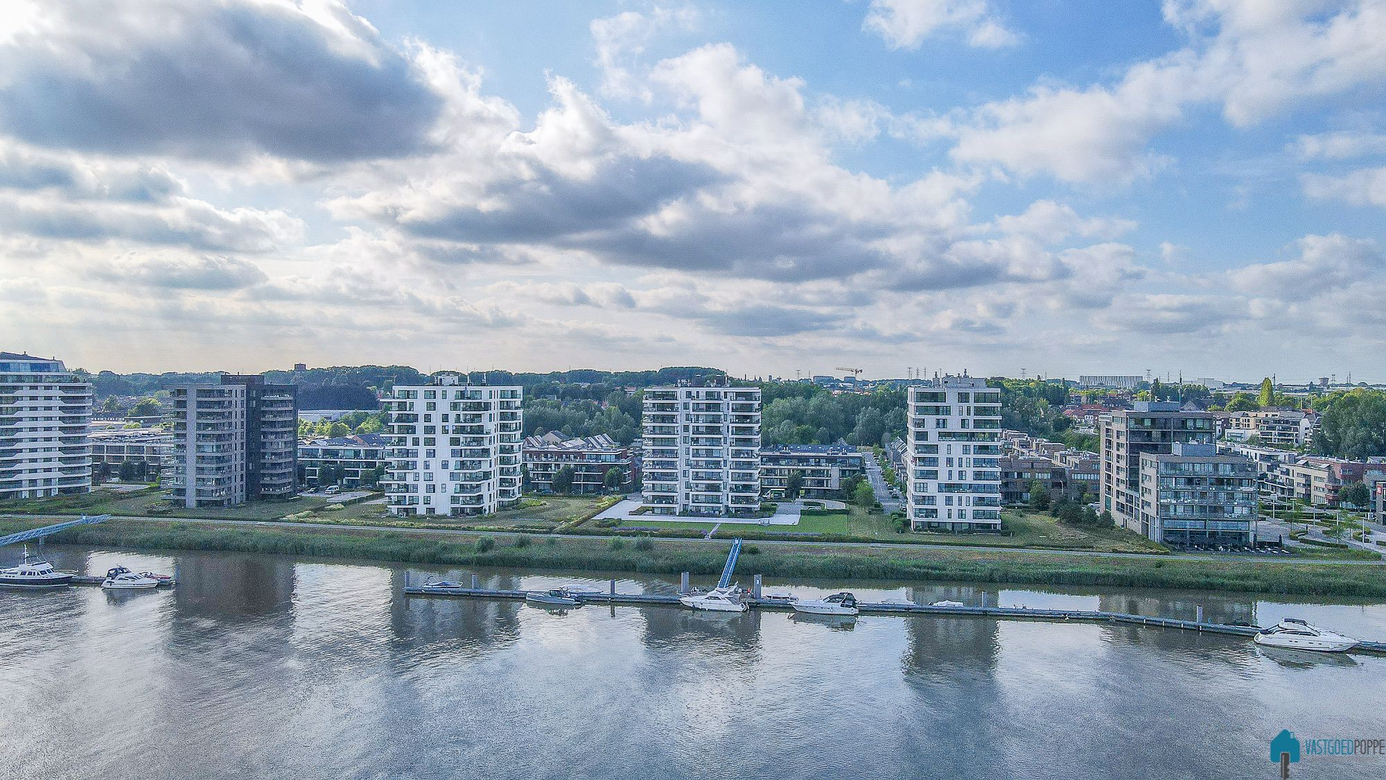 Appartement met terras zicht op de Schelde foto {{pictureIndex}}