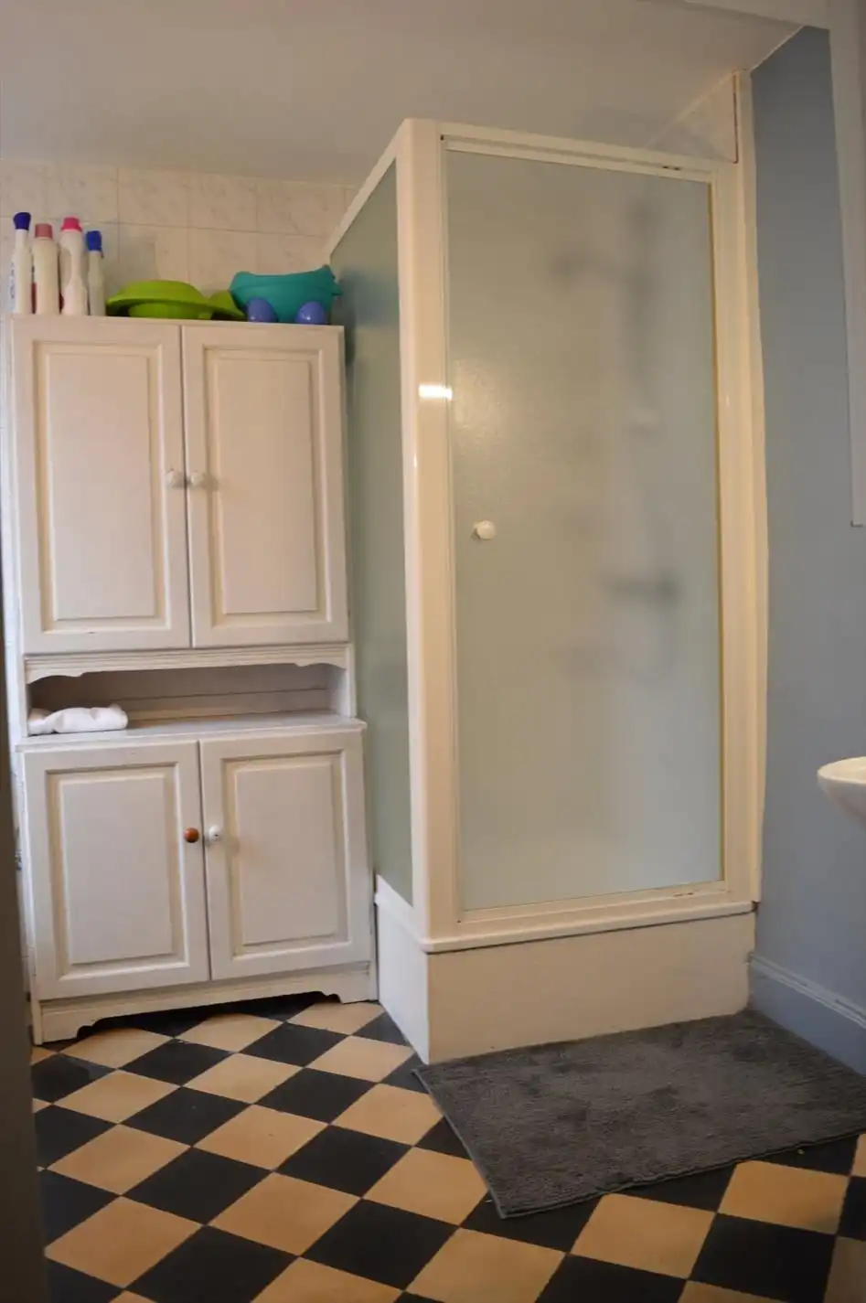Knusse halfopen bebouwing met 1 zeer ruime slaapkamer foto 7