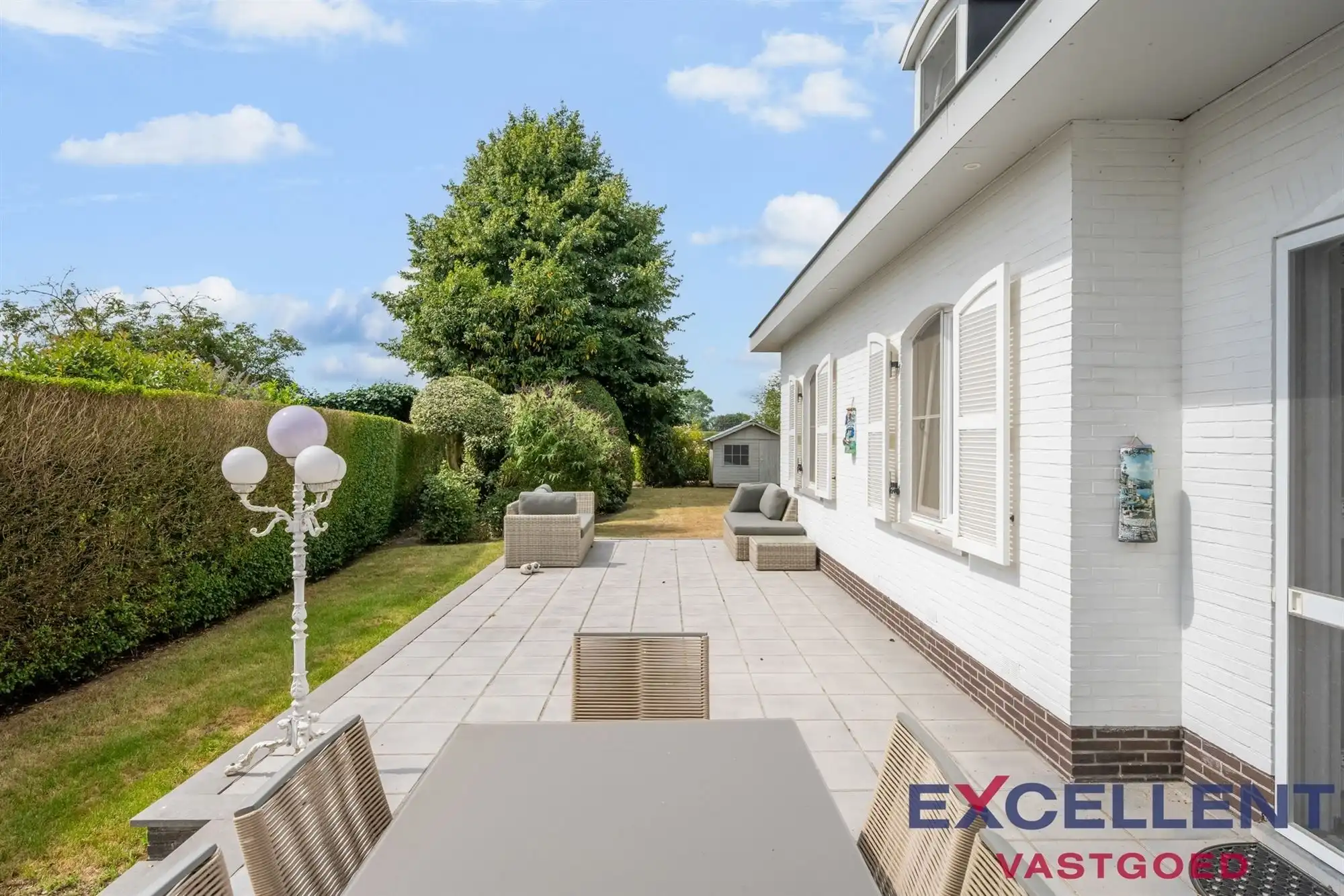 Modern gerenoveerde en riante villa met verzicht te koop foto 29