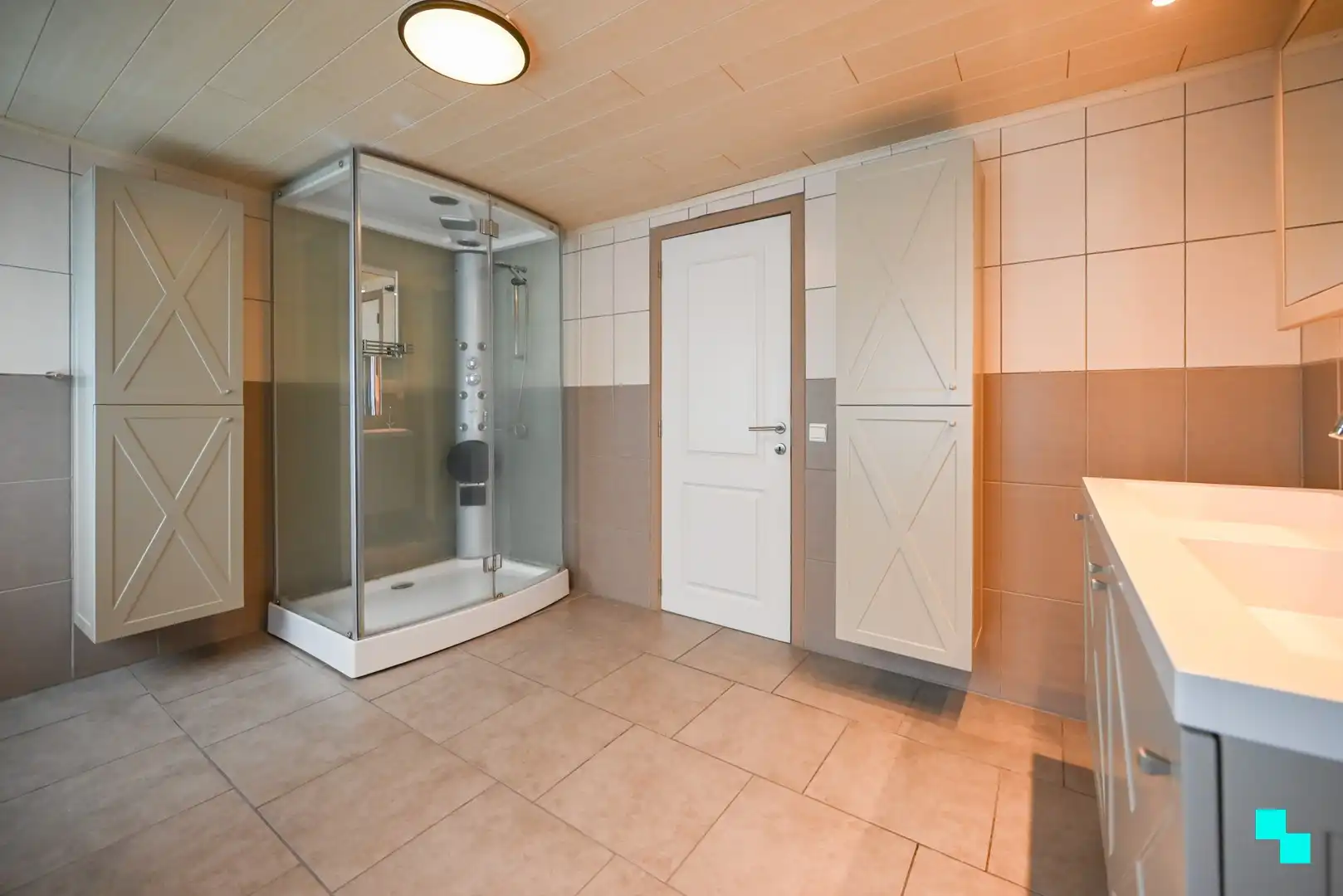 Instapklare gezinswoning met 3 slaapkamers, tuin en topligging in Pittem foto 24