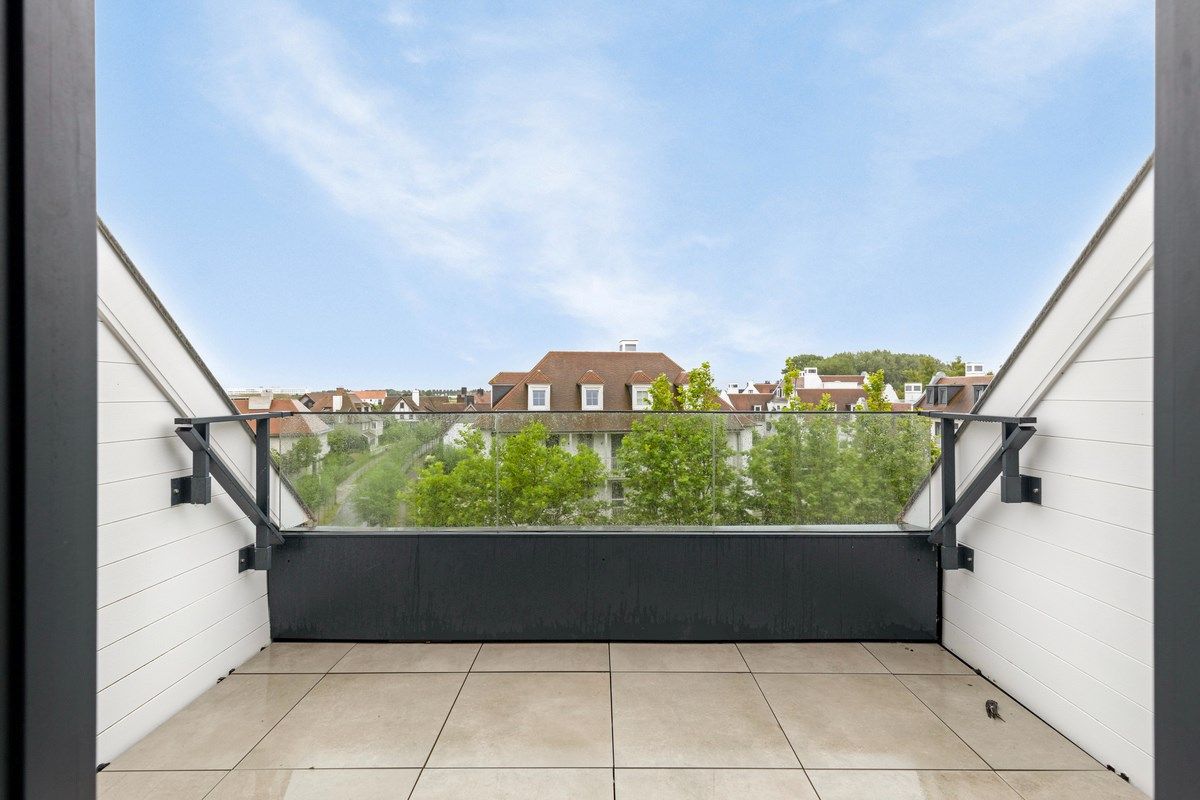 Prachtig duplex appartement in Duinenwater met 2 terrassen en zijdelings meerzicht foto 2