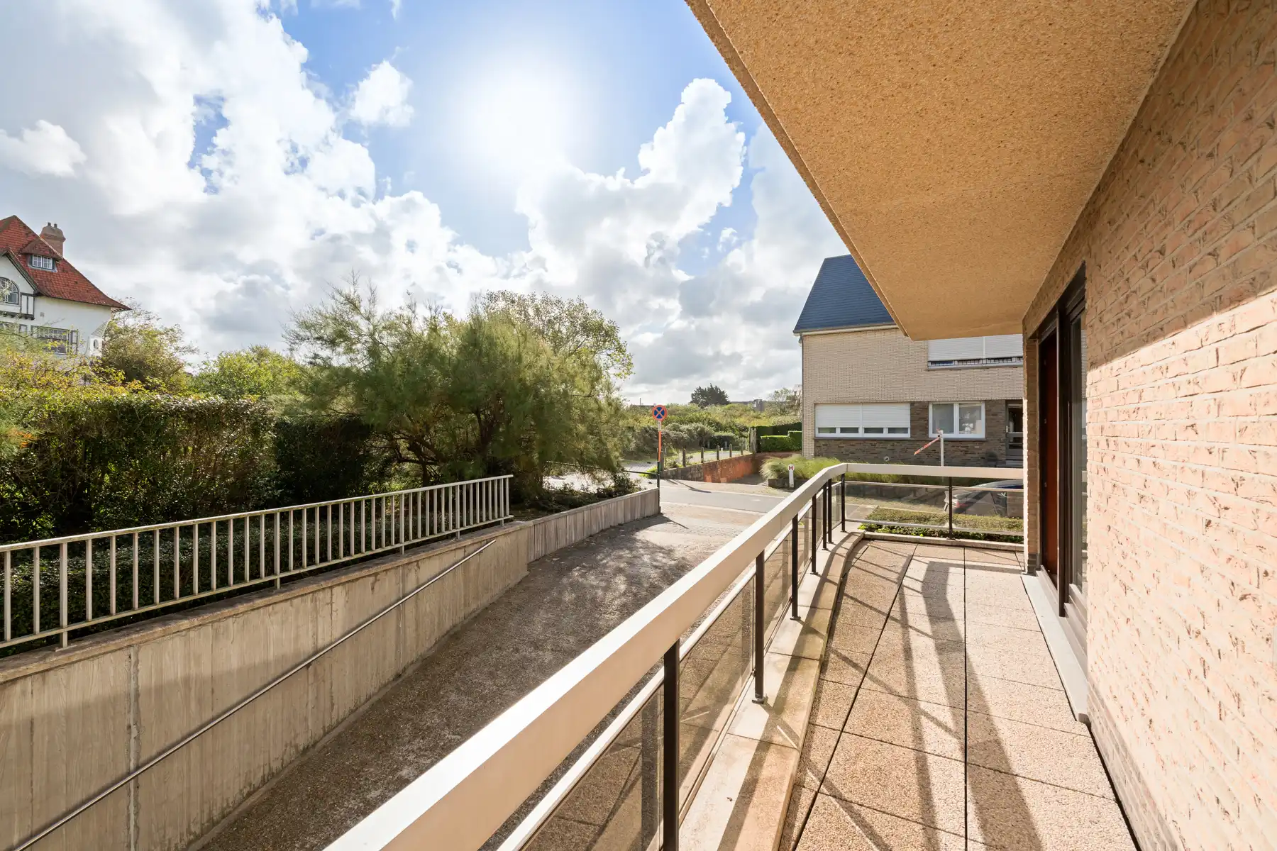 Gelijkvloers hoekappartement vlakbij het strand van Koksijde foto 10