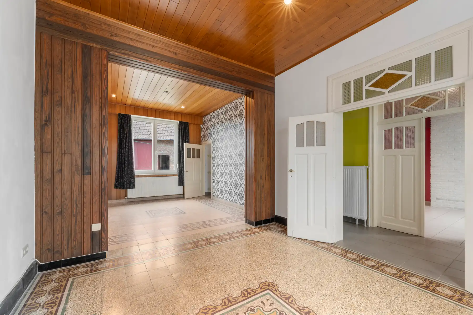 TE KOOP - halfopen bebouwing met 3 slaapkamers en EPC D foto 2