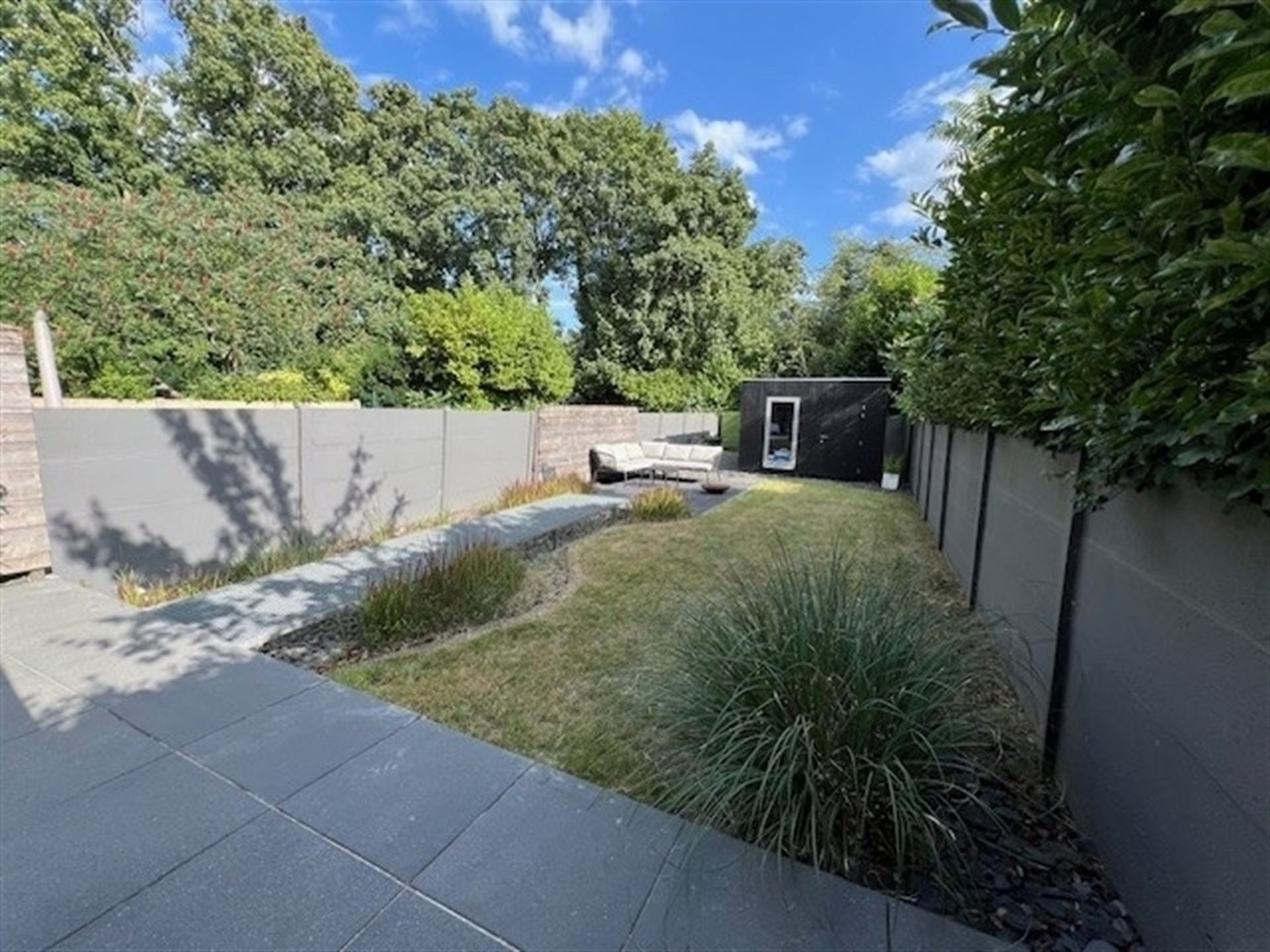 TOPLOCATIE! gelijkvloersappartement met mooie tuin! foto 3