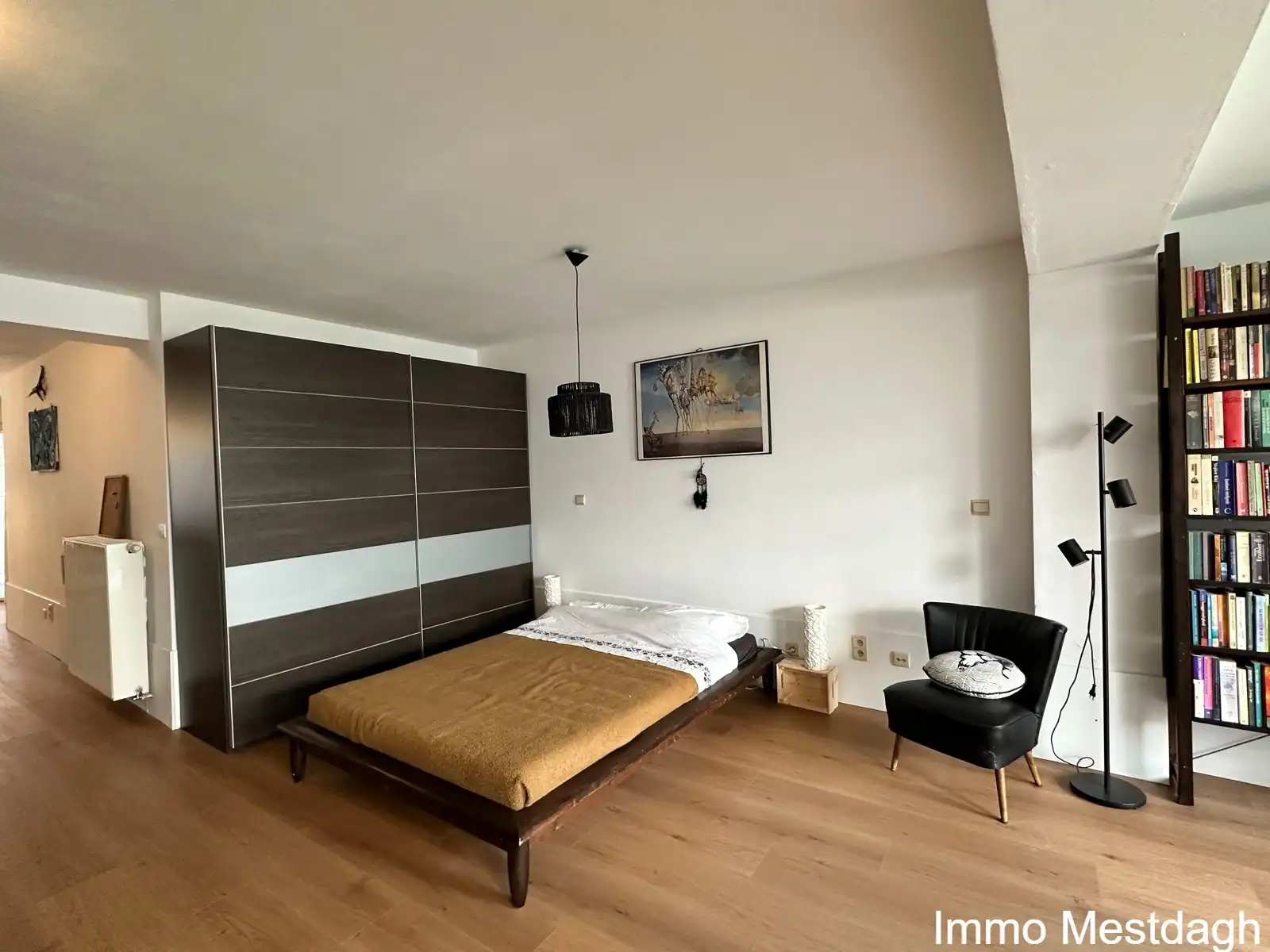 Charmant Gelijkvloers Appartement met Ruim Terras in Hartje Diest. foto 9