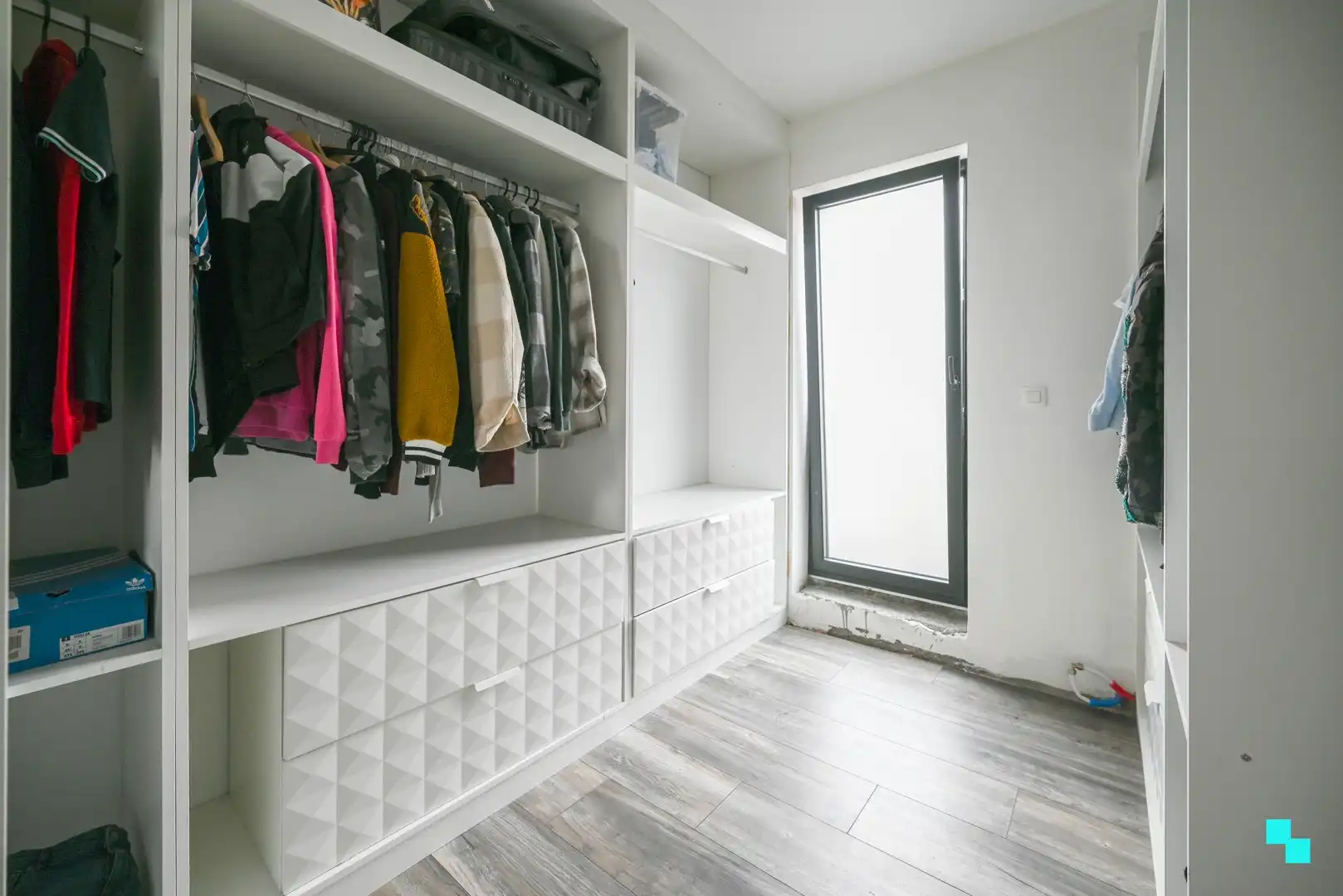 Ruime woning nabij centrum Bissegem foto 16
