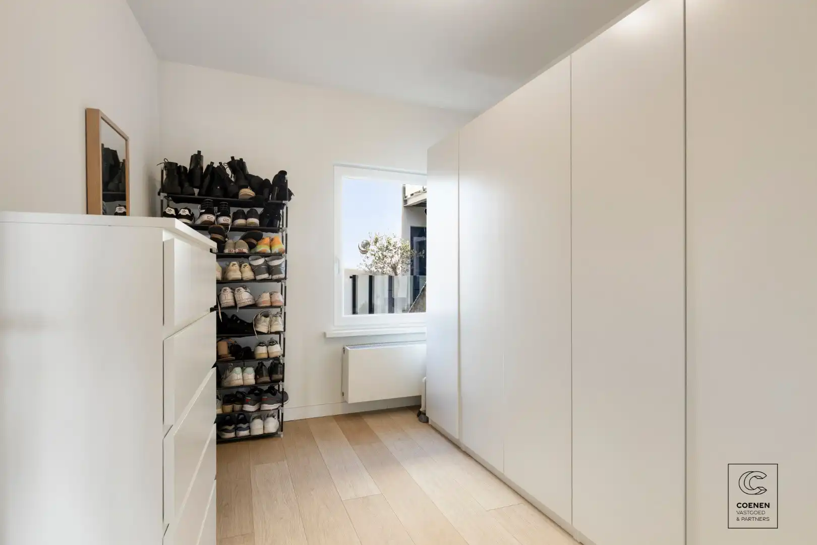 Instapklaar appartement met 2 slaapkamers en balkon op topligging in Lier! foto 15