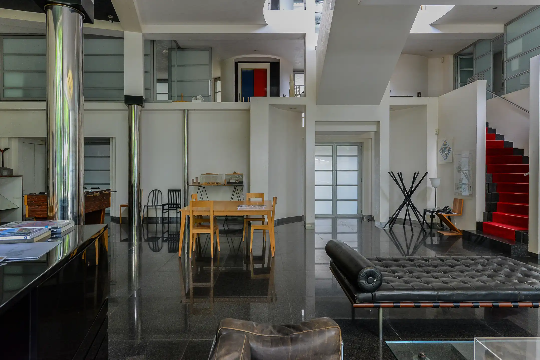 ANTWERPEN CENTRUM - Architectenwoning Bob Van Reeth foto 3