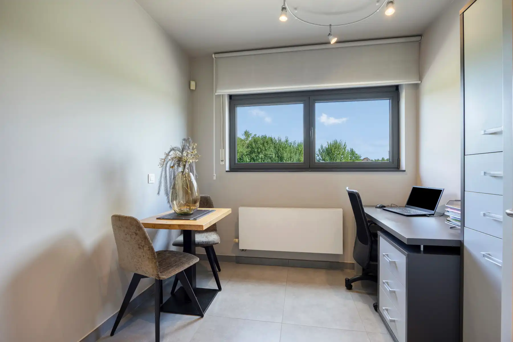 Instapklaar gelijkvloers appartement op toplocatie in Zellik foto 12