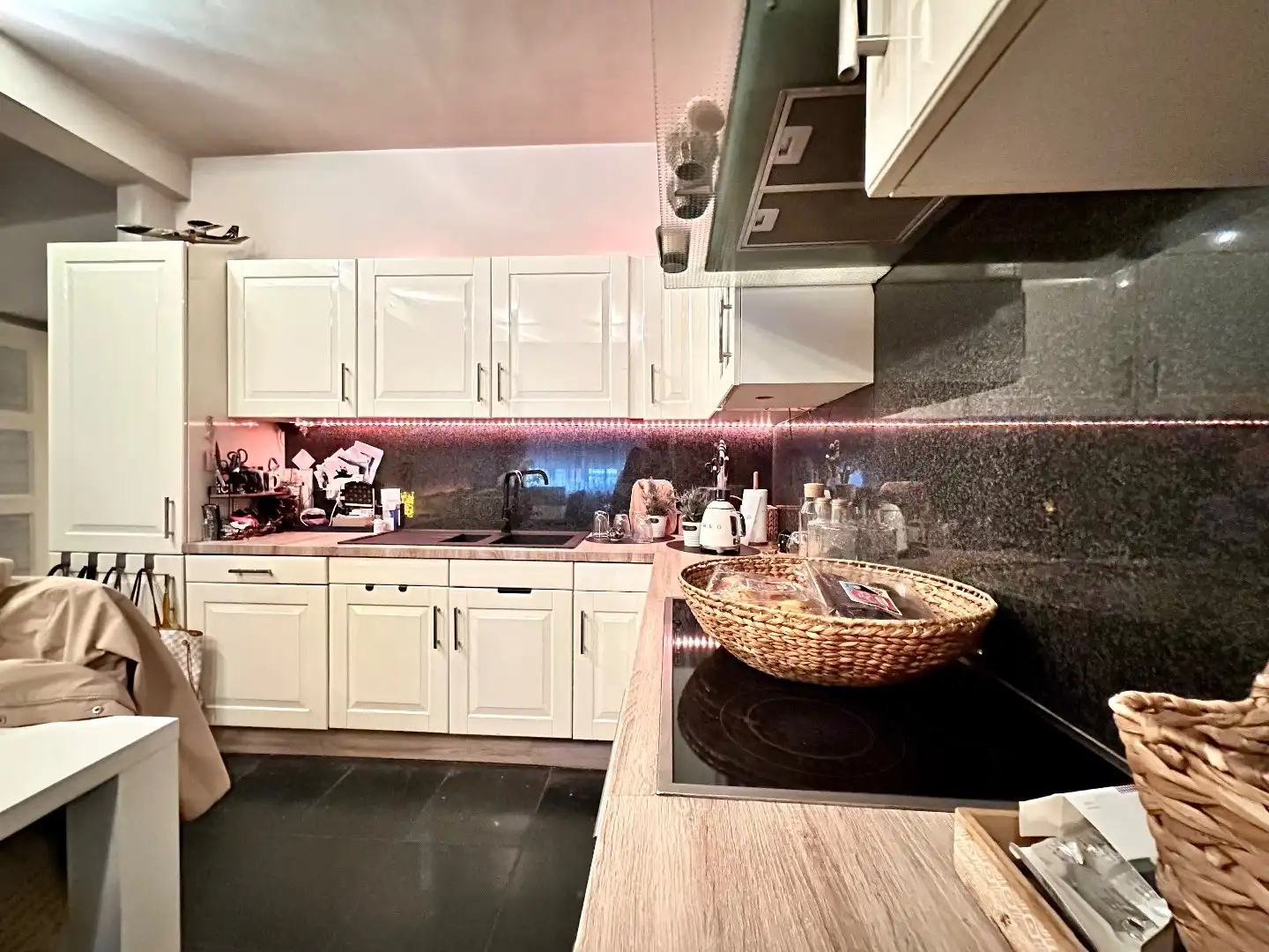 TE KOOP: goed draaiende horecazaak met woonst in centrum Tongeren foto 20