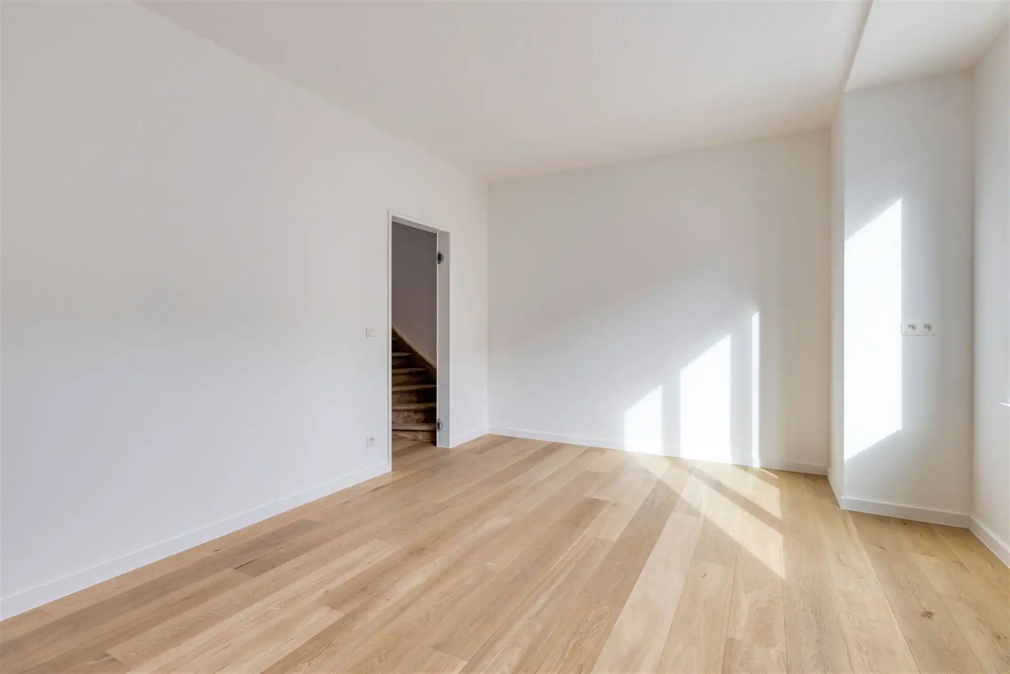 Prachtig gerenoveerd huis met tuin en 4 slaapkamers centrum Mortsel foto 14