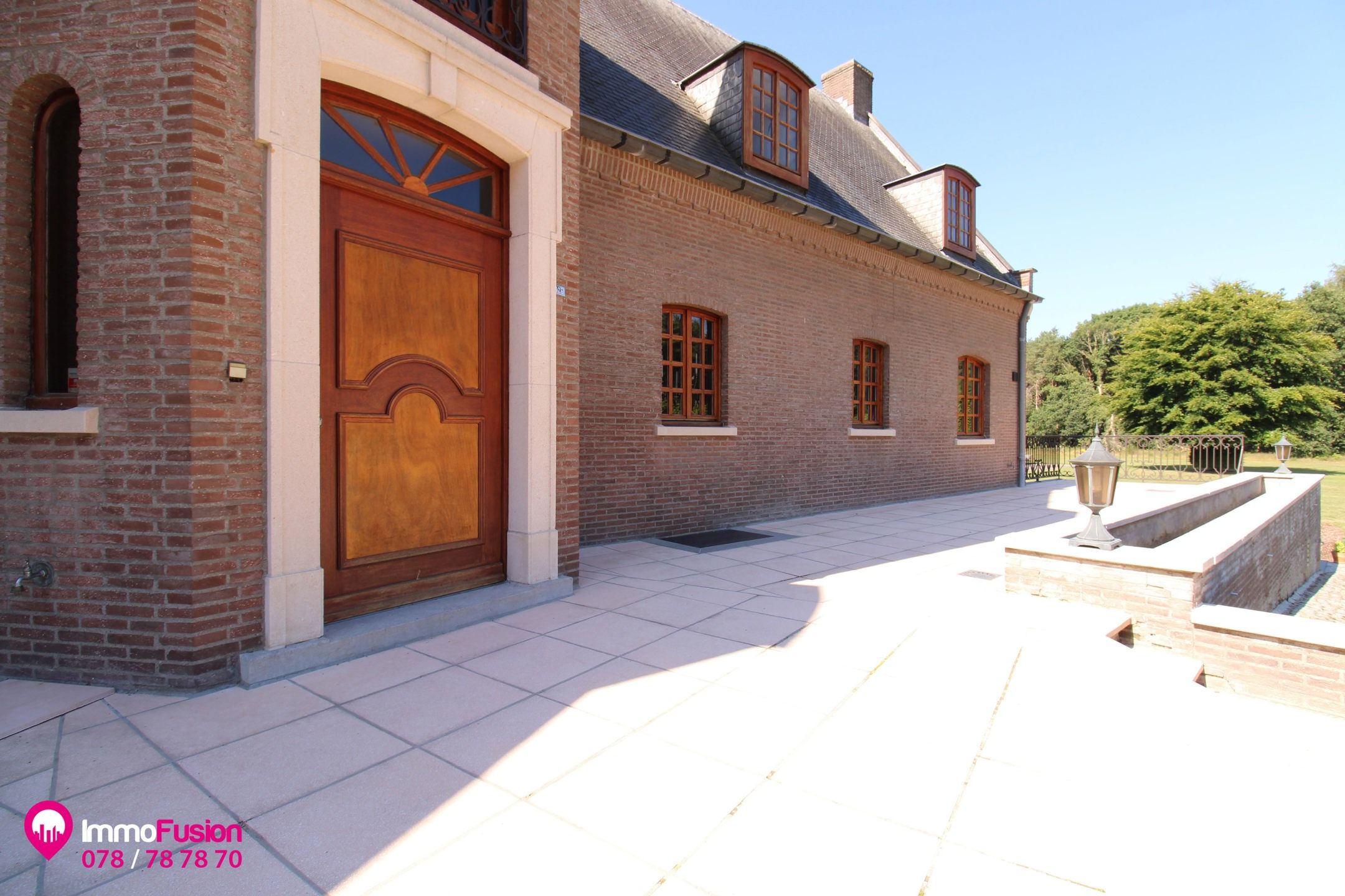 Unieke villa met bijgebouw, op ruim perceel van ca. 8.5 HA! foto 131