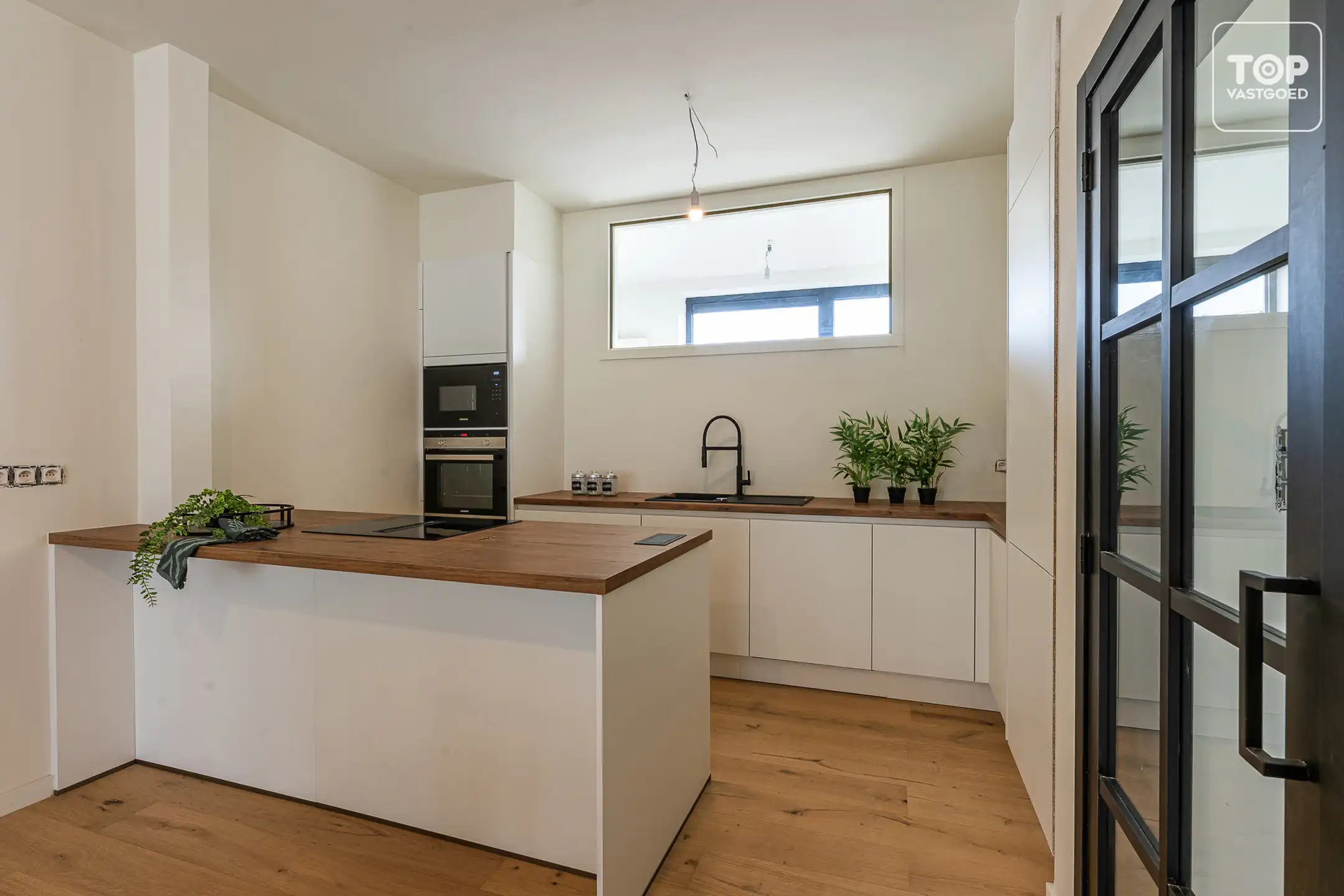 Totaal gerenoveerde woning met 3 slaapkamers en tuin (EPC A) foto 6