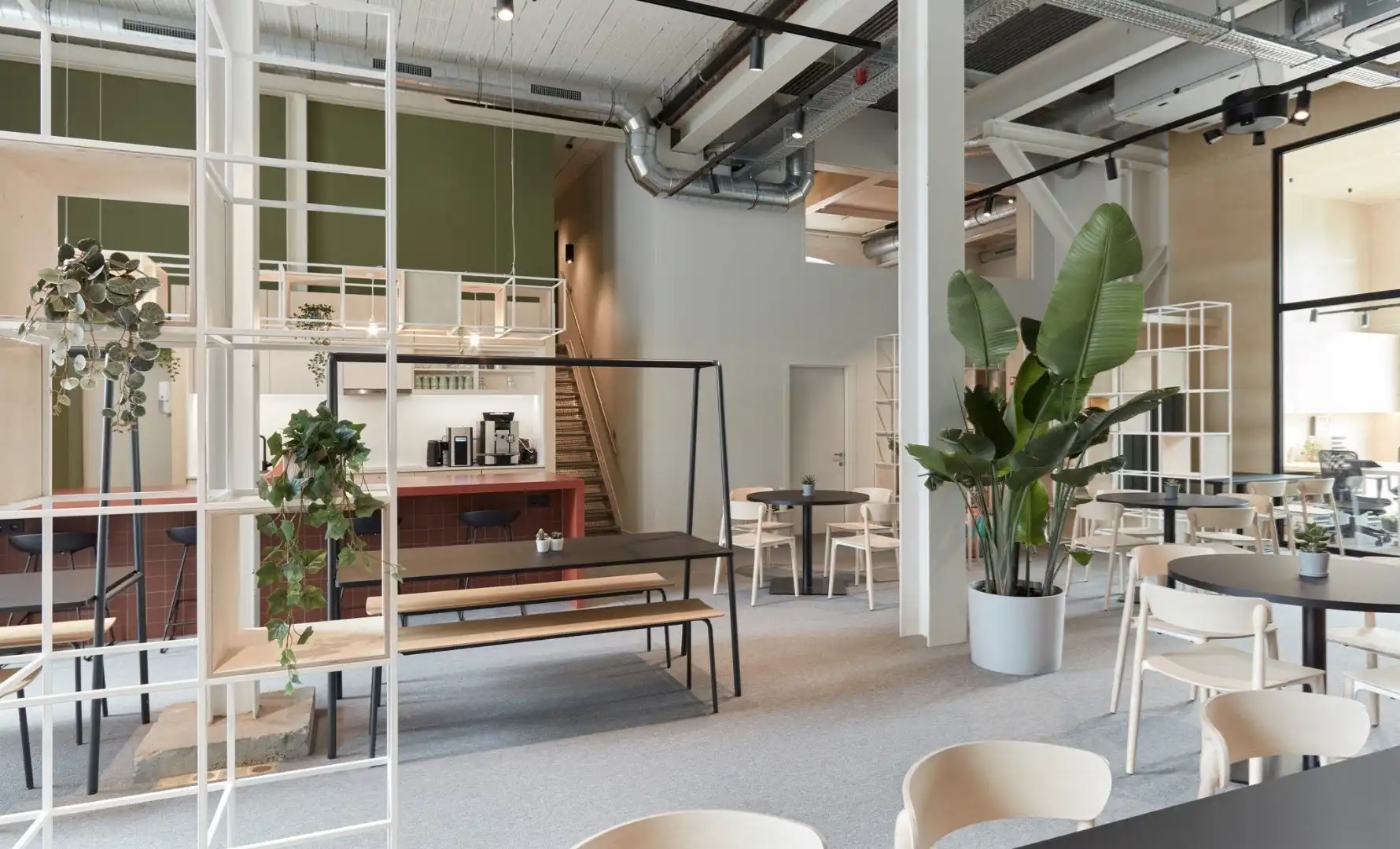 Kantoren in karaktervol gerenoveerd industrieel kantoorgebouw BC Watt Factory foto 15