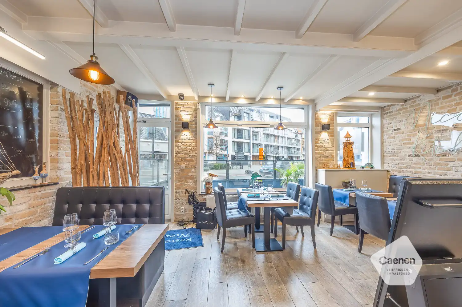 Handelspand met woonst in centrum van Westende foto 3