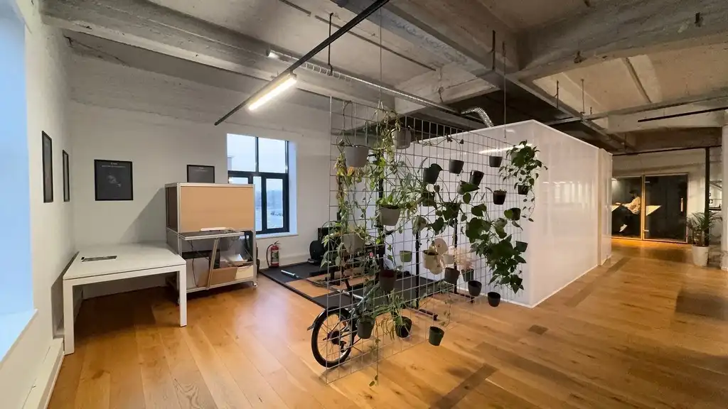 Loftkantoor te huur in Handelsdokcenter aan Stapelplein in Gent foto 6