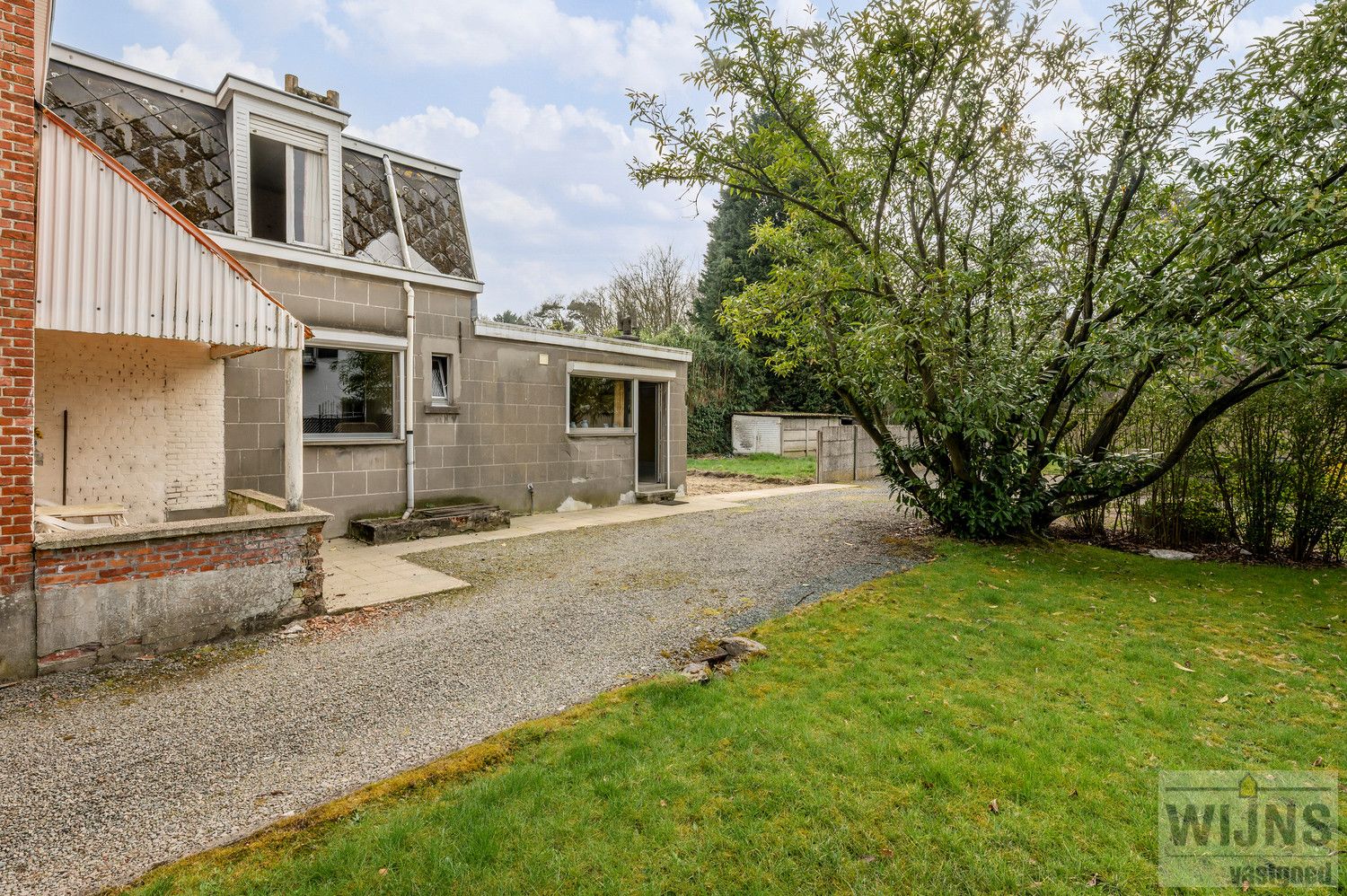Renovatieproject met prachtige tuin en zicht op bos foto 23