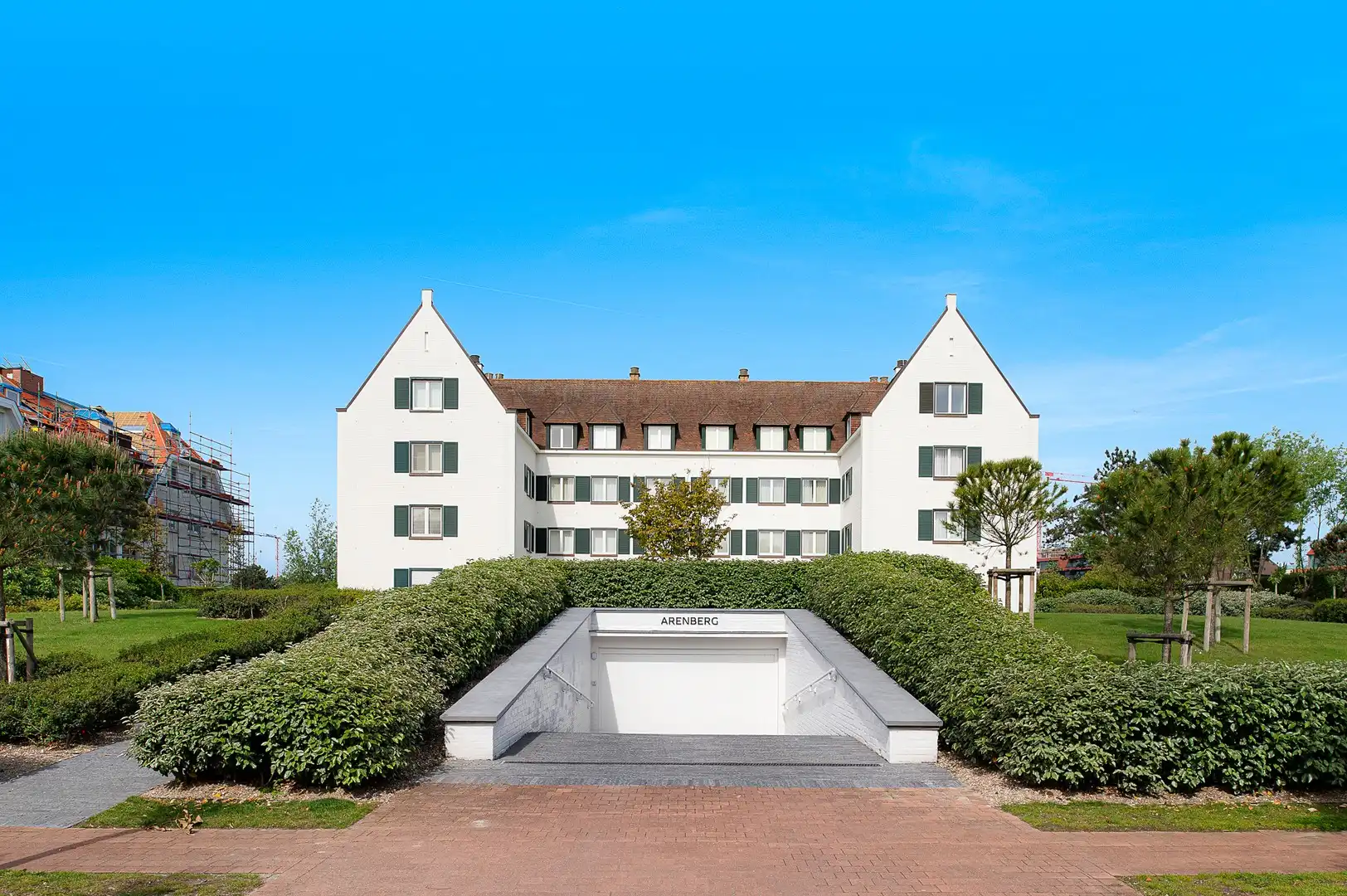 Exclusief appartement met open zicht op de Approach Golf in het hart van het Zoute. foto 3