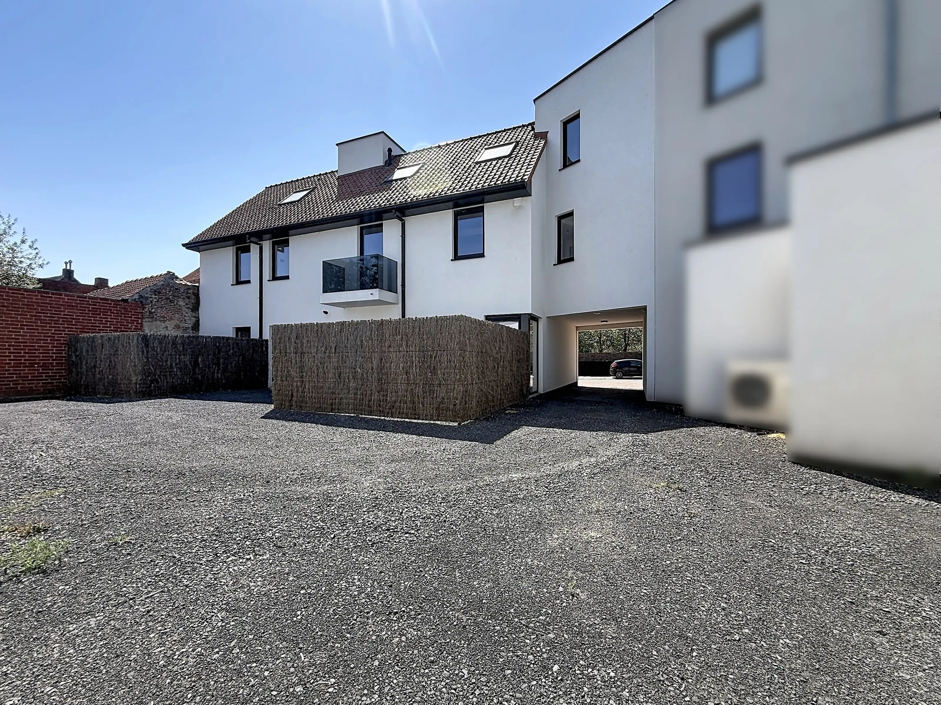 Stijlvol nieuwbouwappartement te koop in Spiere-Helkijn met 2 slaapkamers en moderne voorzieningen! foto 12