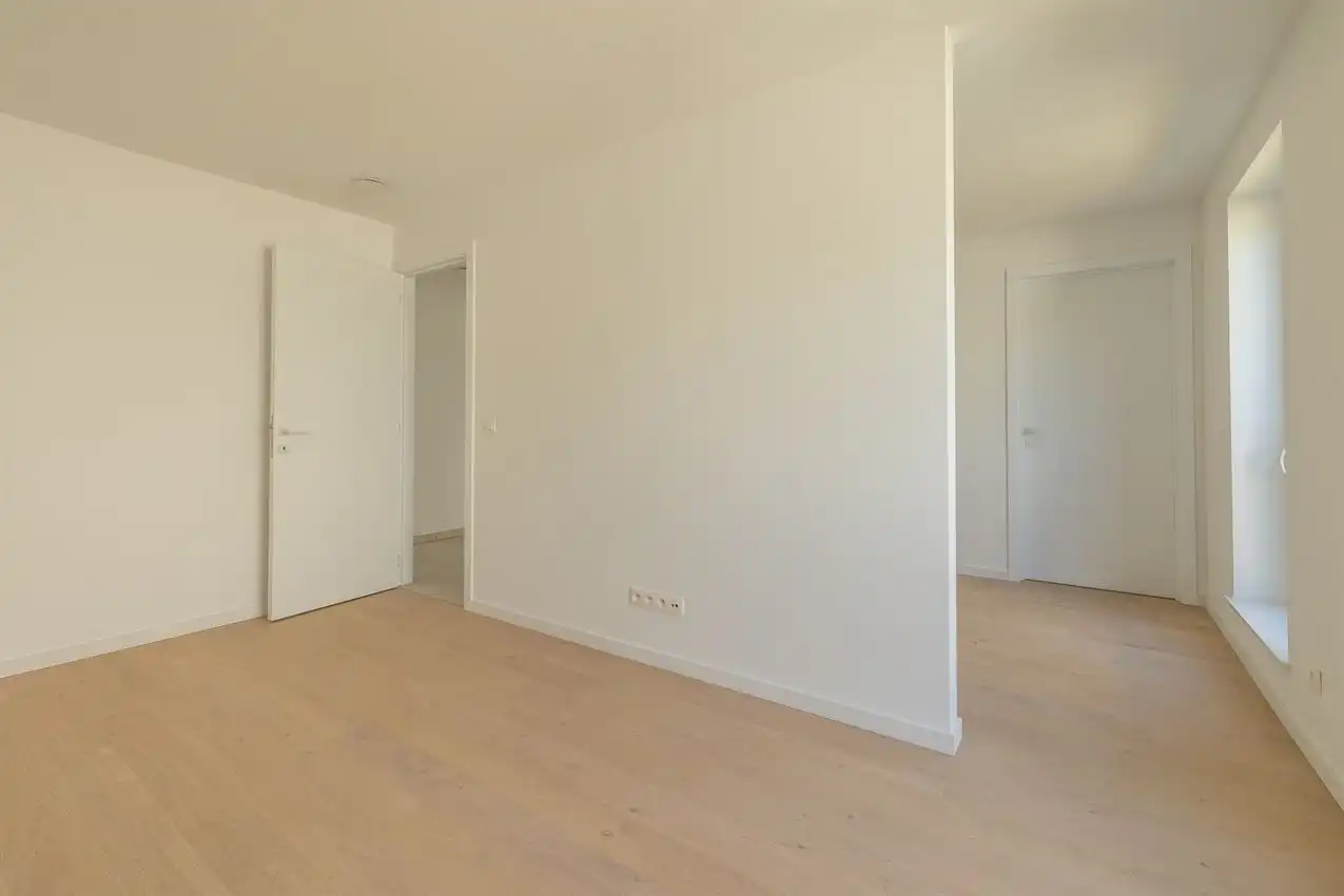 Instapklare nieuwbouwwoning met 4 slaapkamers, 2 badkamers en E-peil 9 foto 47