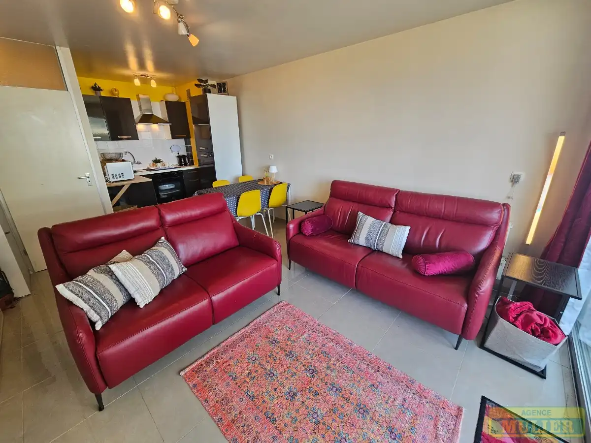 Appartement te koop foto {{pictureIndex}}