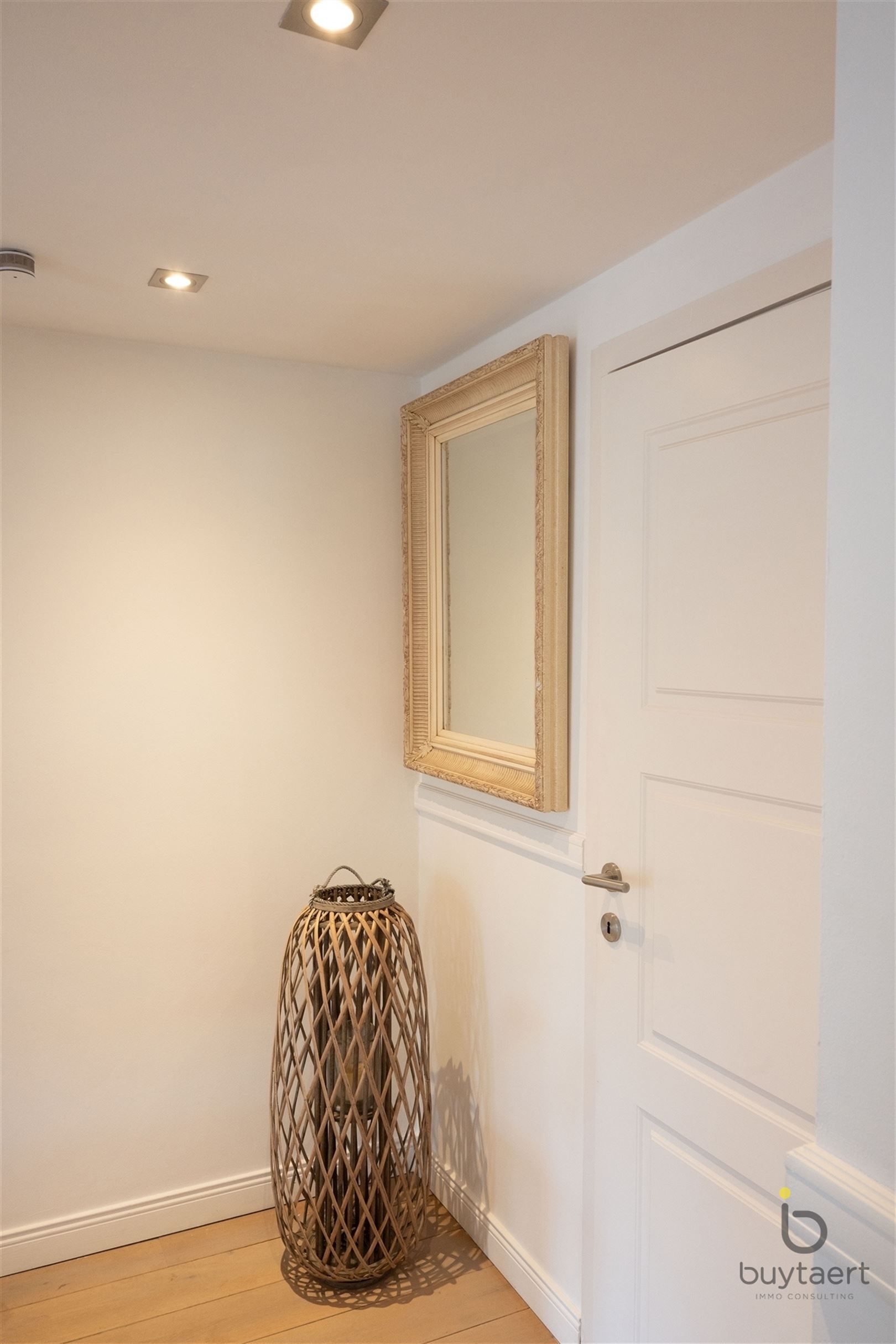 Véél ruimte, terras én tuin: lichtrijk 3 slaapkamer - triplex appartement in hartje Schilde! foto 34