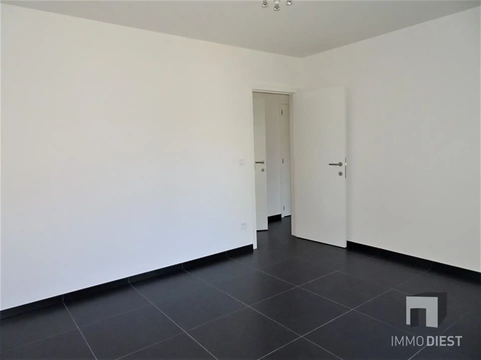 PRACHTIG modern appartement met superterras in Bekkevoort! foto 14