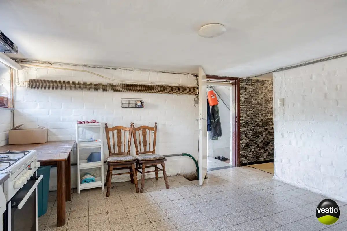 RUIME OPEN BEBOUWING (OB) MET 3 SLAAPKAMERS, GARAGE EN KELDER OP HOEKPERCEEEL VAN 6A67CA. foto 32