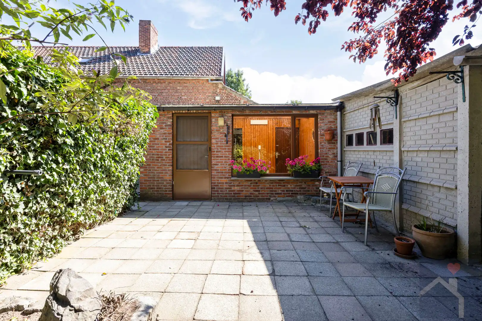 Charmante woning met karakter en renovatiemogelijkheden foto 6