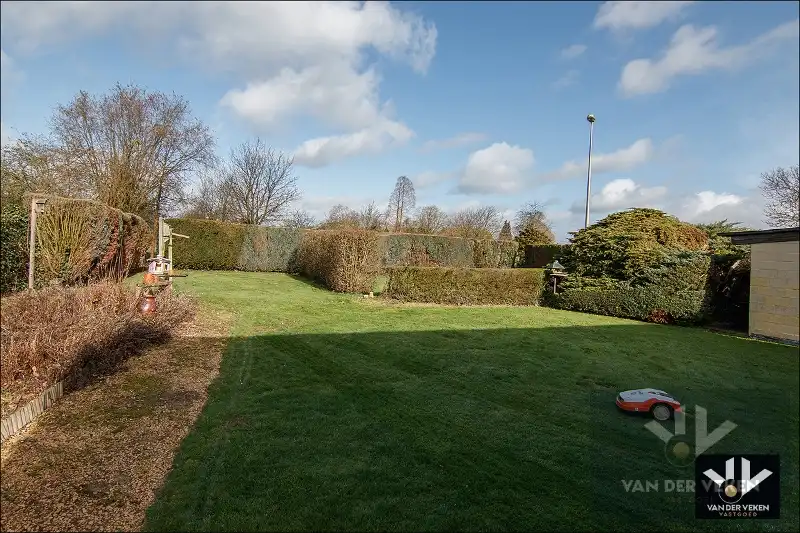 RUIME GEZINSWONING MET 4 SLAAPKAMERS foto 9