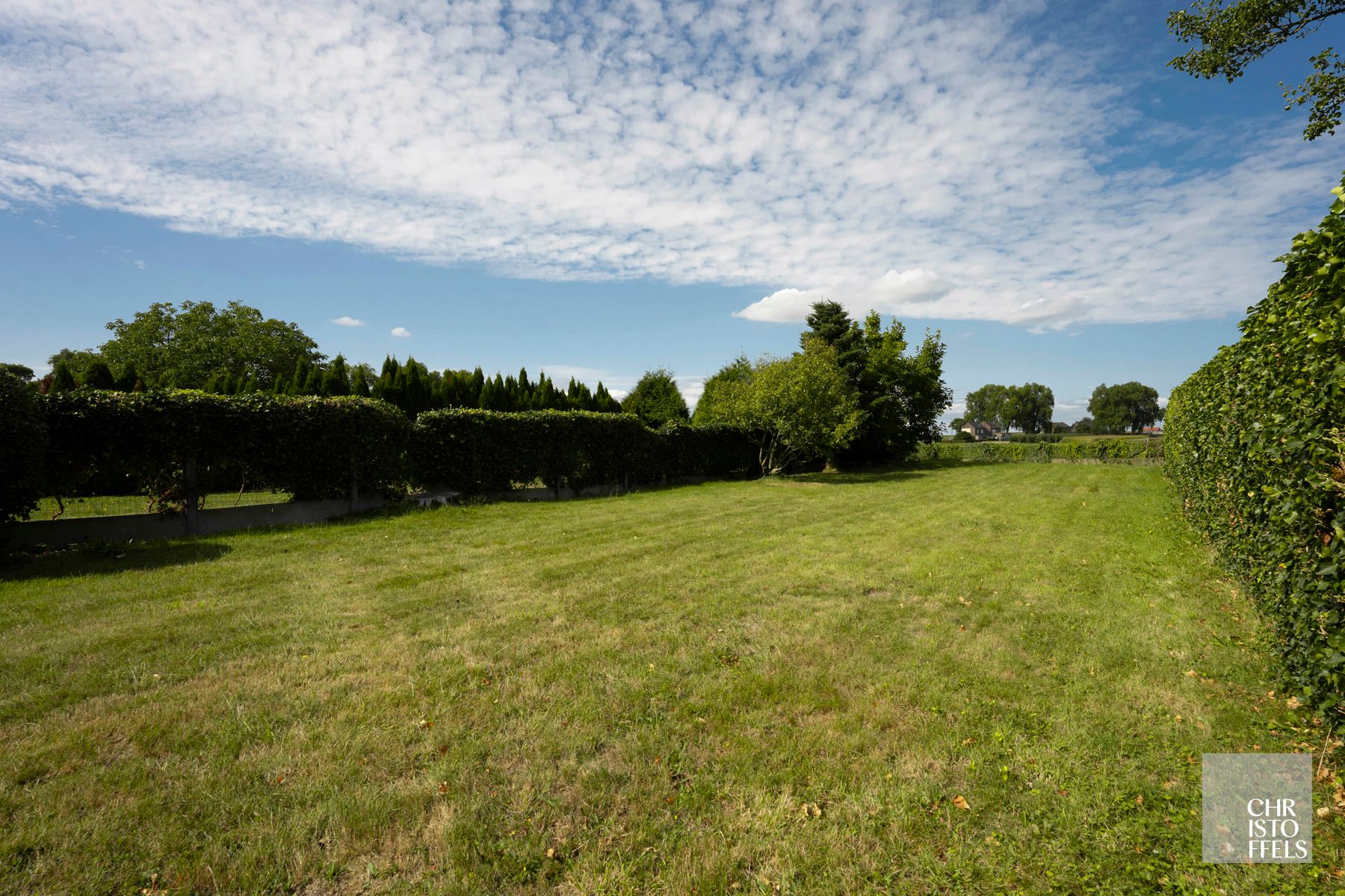 Gerenoveerde gezinswoning met tuin, op 5 min van Maastricht! foto 15