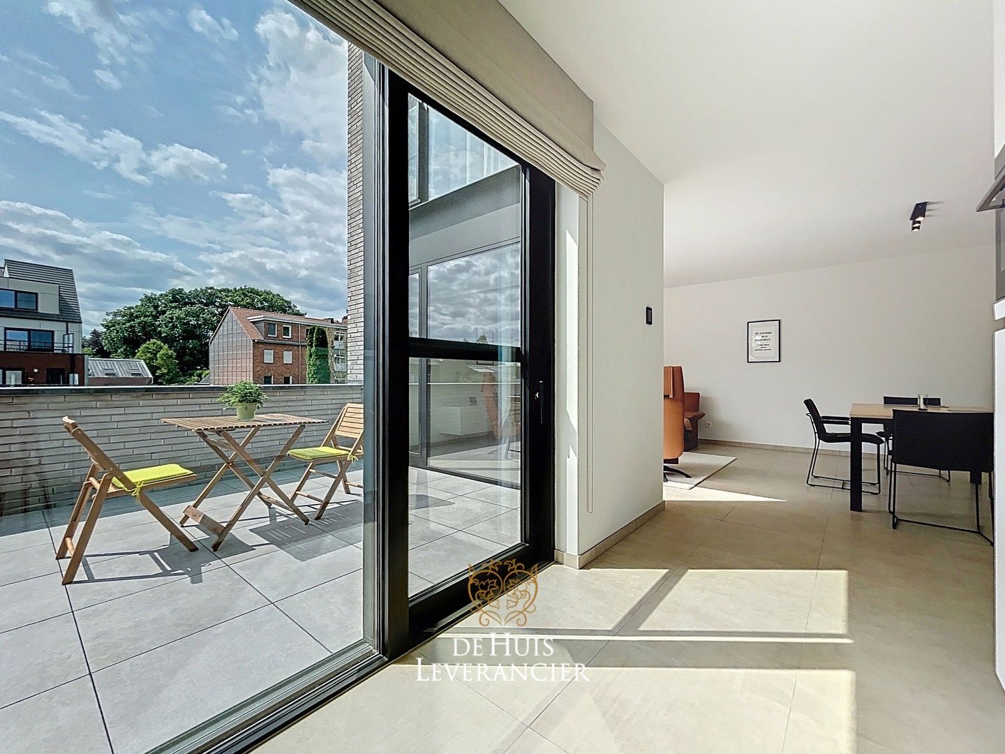 Discrete luxe & tijdloze elegantie : subliem nieuwbouwappartement met terras en gemeenschappelijk tuin te koop in Boechout foto 25