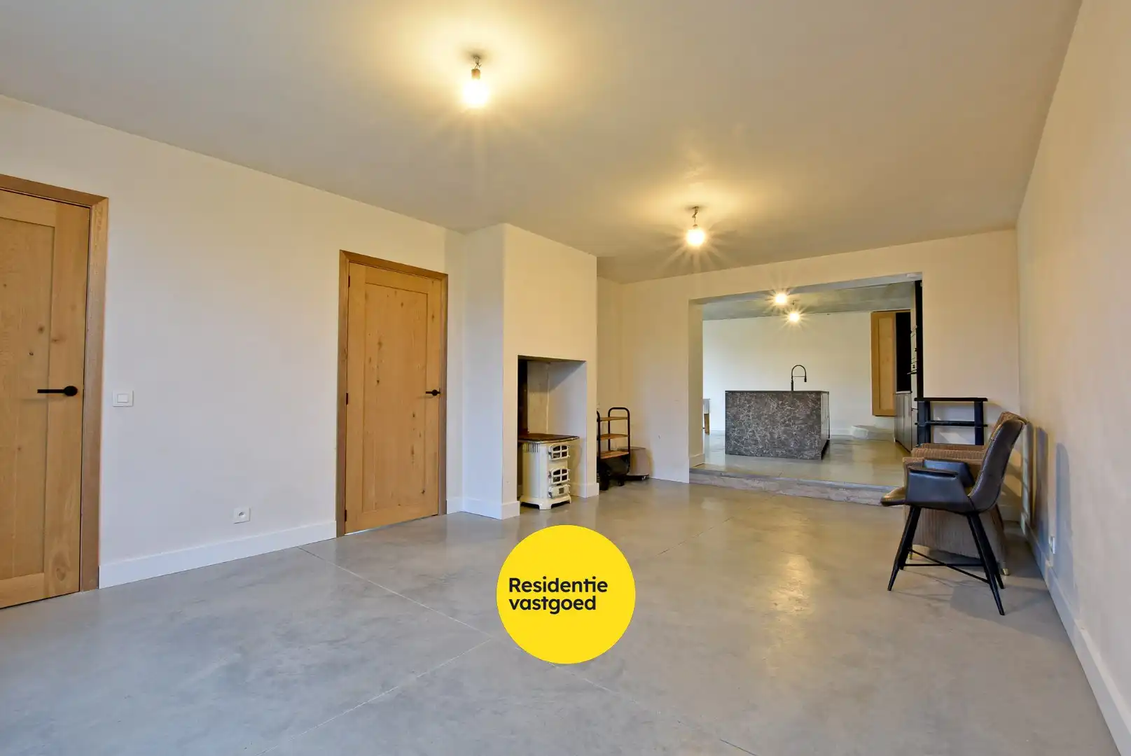 Halfopen nieuwbouwwoning aan de voet van de Zwarte Berg foto 3