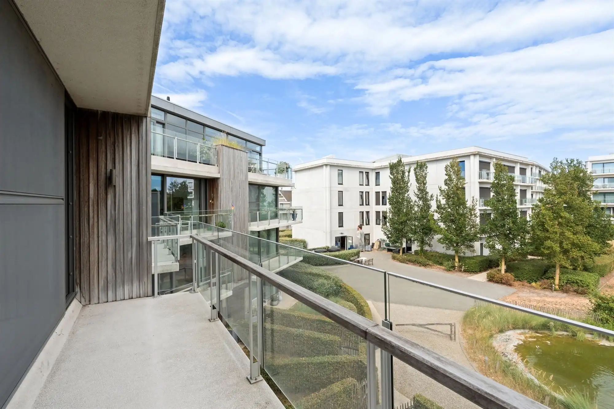 LICHTRIJK APPARTEMENT MET TWEE TERRASSEN foto 16
