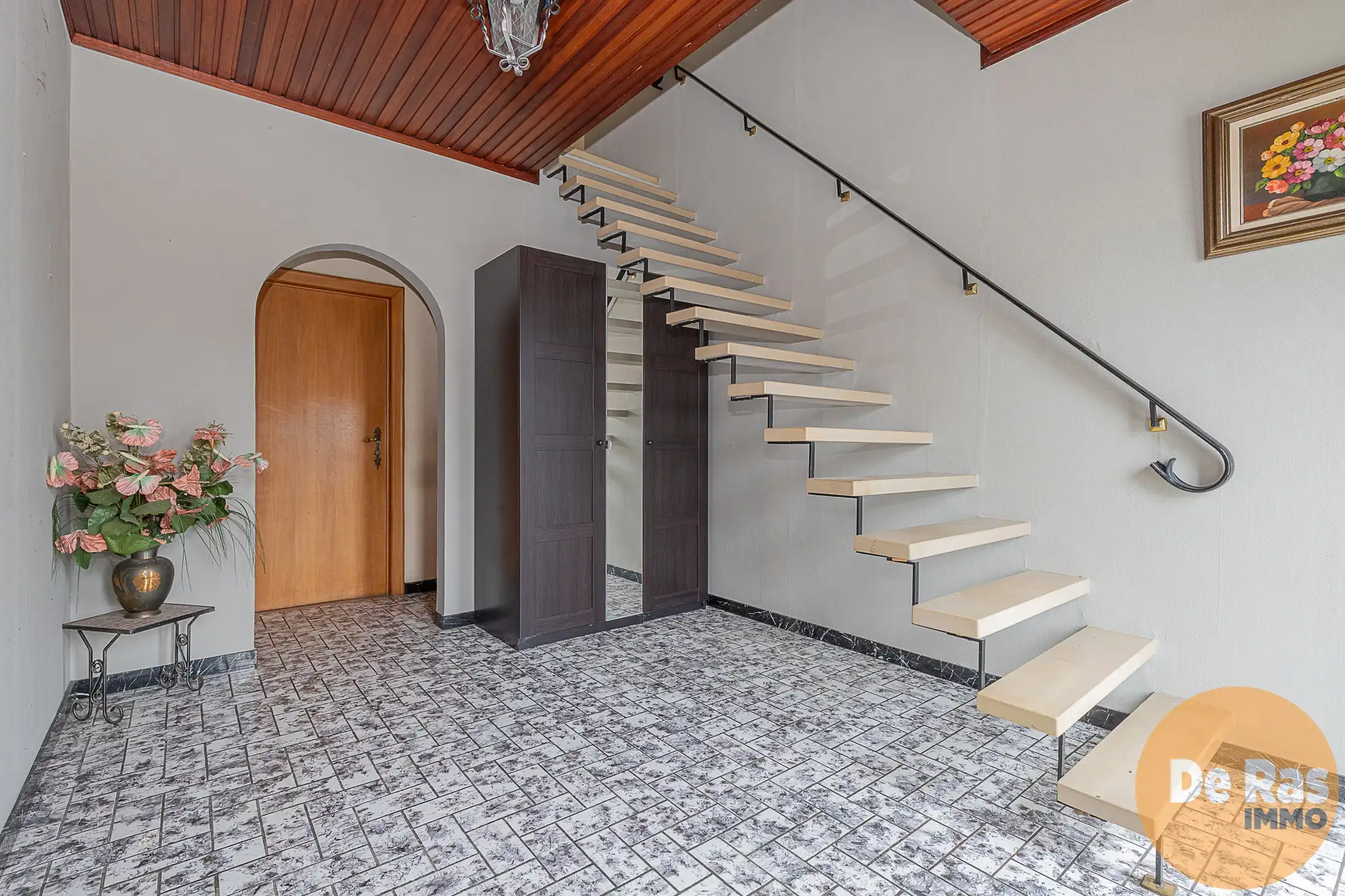 LEDE - Renovatiewoning met atelier | magazijn van ca. 200m² foto 2