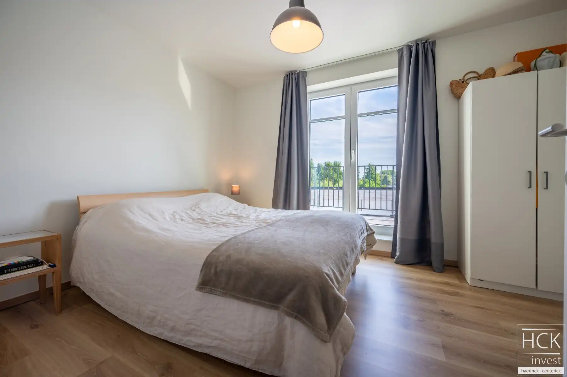 KRUISHOUTEM - Zeer ruim app. met 2 SLP, 2 TERRASSEN én garagebox! foto 13