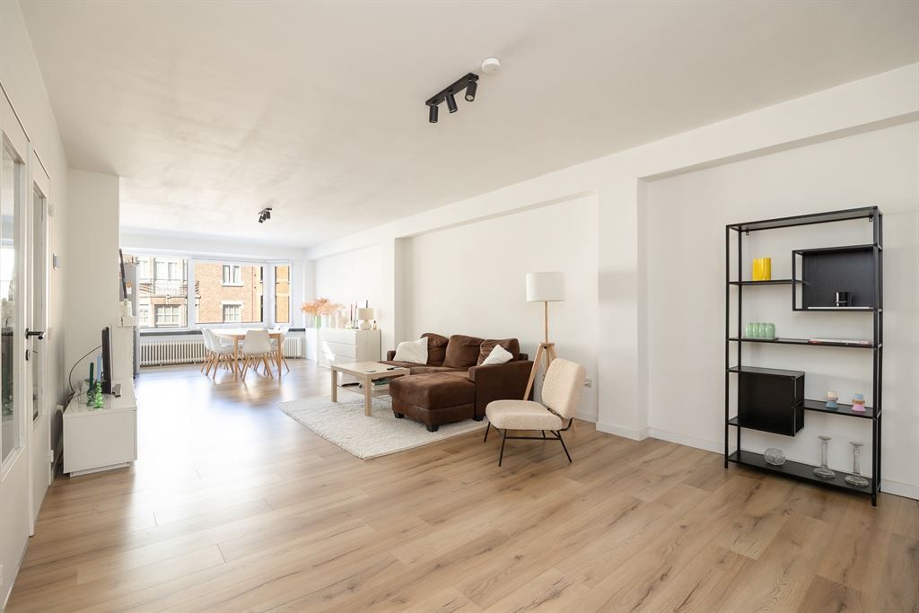 Verzorgd, instapklaar appartement op toplocatie foto 2