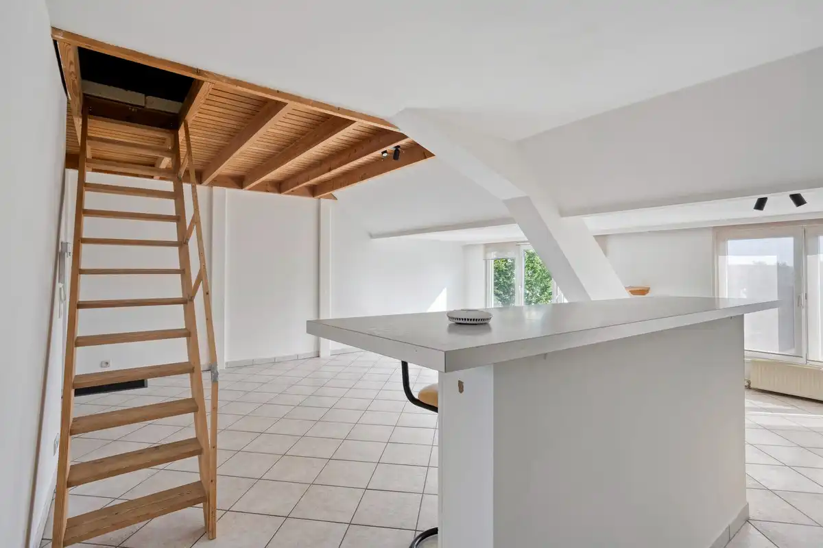 Lichtrijk appartement  in het centrum van Lennik foto 5