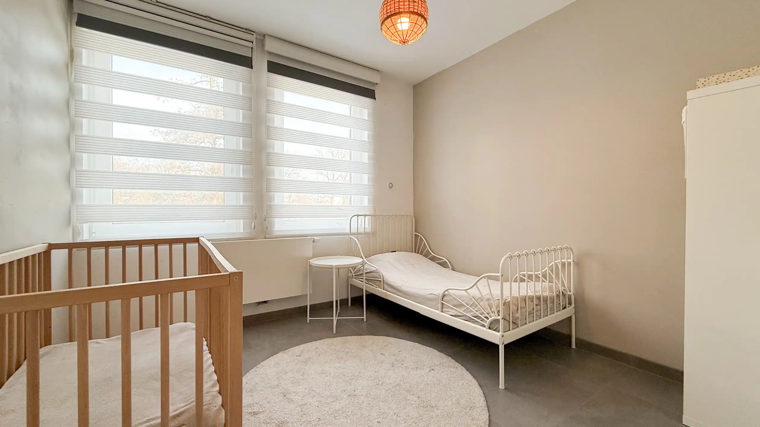 Instapklare halfopen bebouwing op topligging dicht aan natuurzone! foto 24