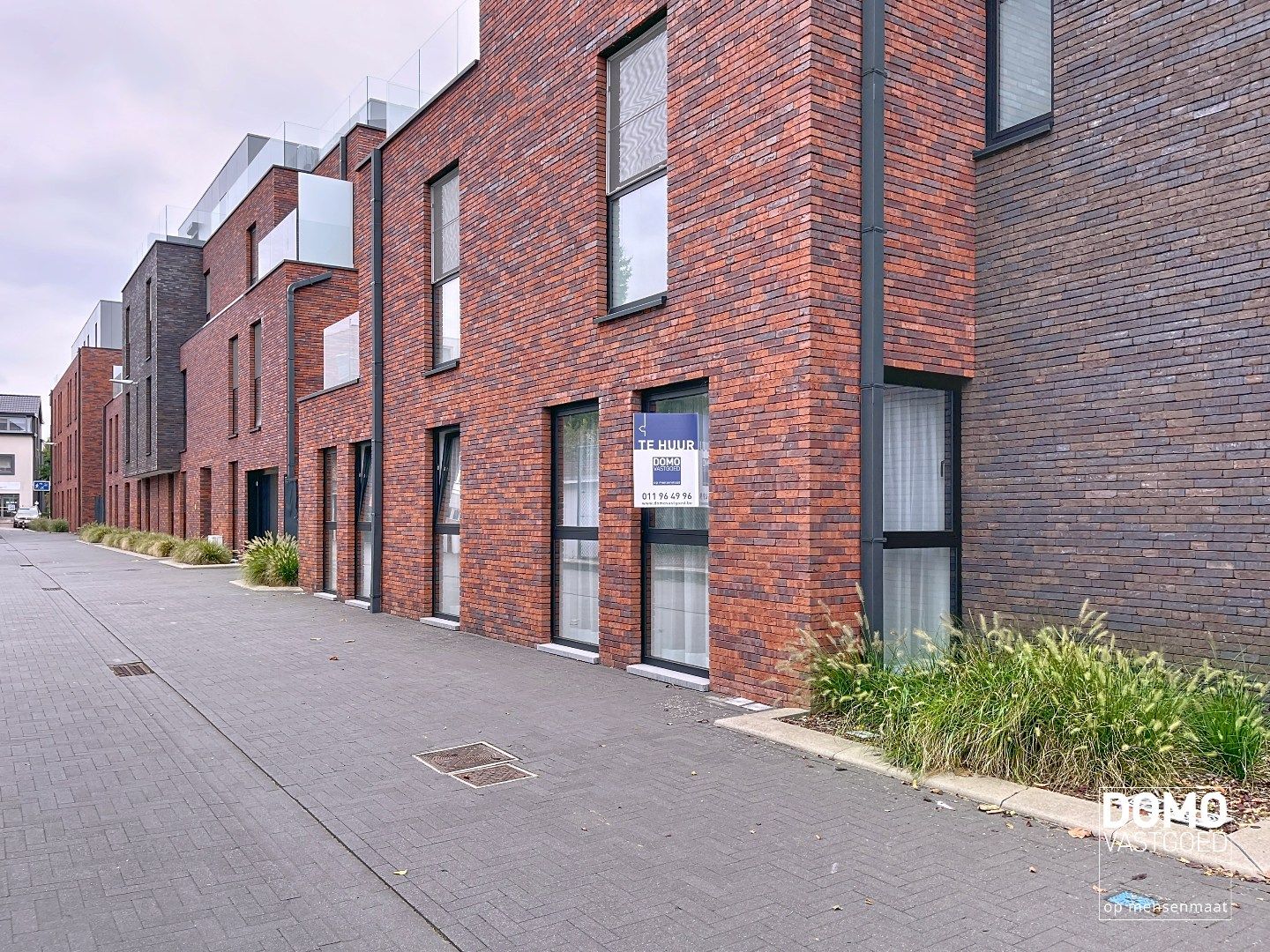 Ruim gelijkvloers 2-slaapkamerappartement - EPC: A foto {{pictureIndex}}
