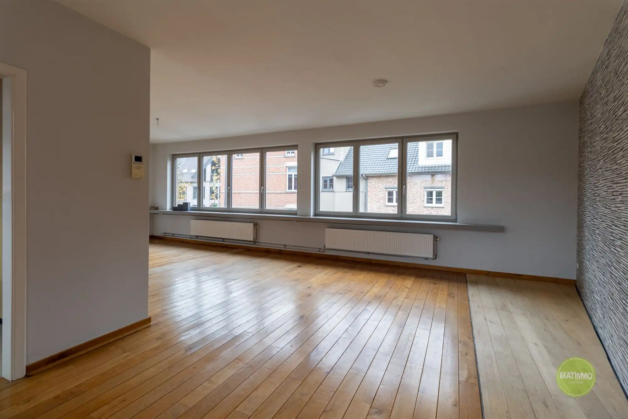 Ruim gerenoveerd duplex appartement met 3 slaapkamers  foto 3