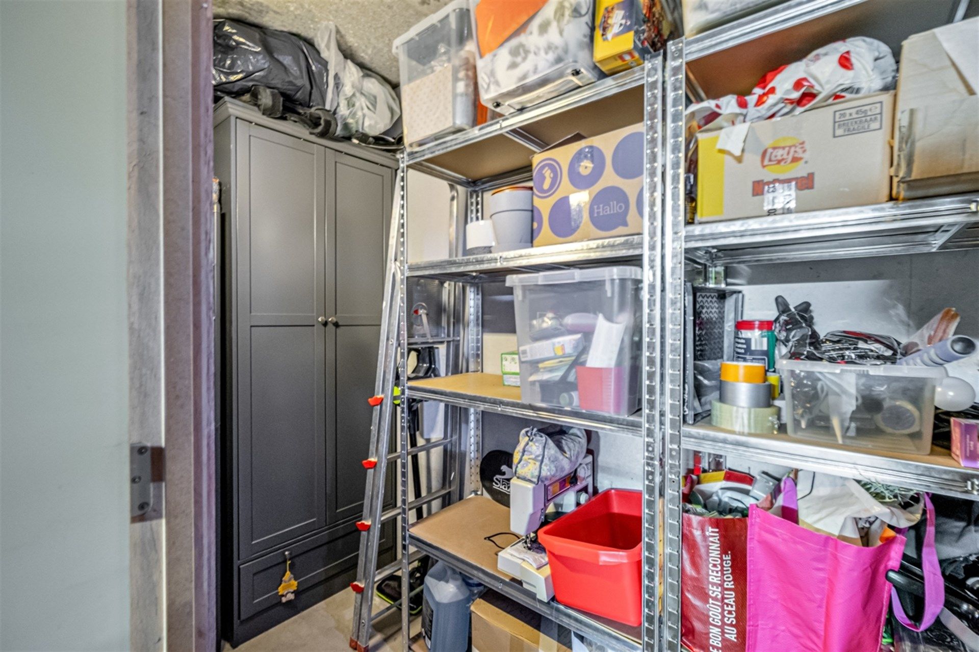 Bijna-energieneutraal appartement met 2 slaapkamers te Aalst-centrum foto 13